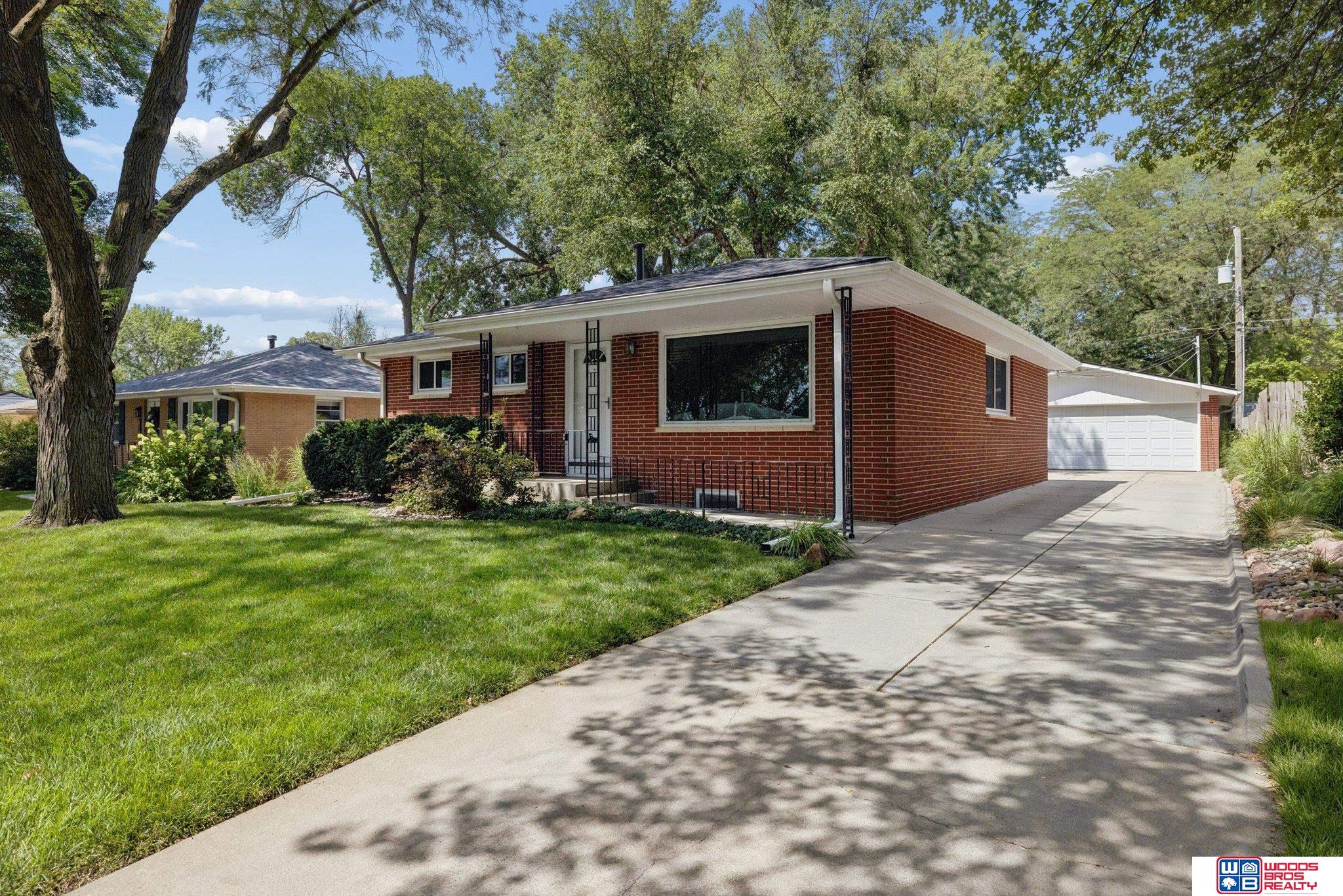 Photo of 2327 S 61st Street Lincoln NE 68506