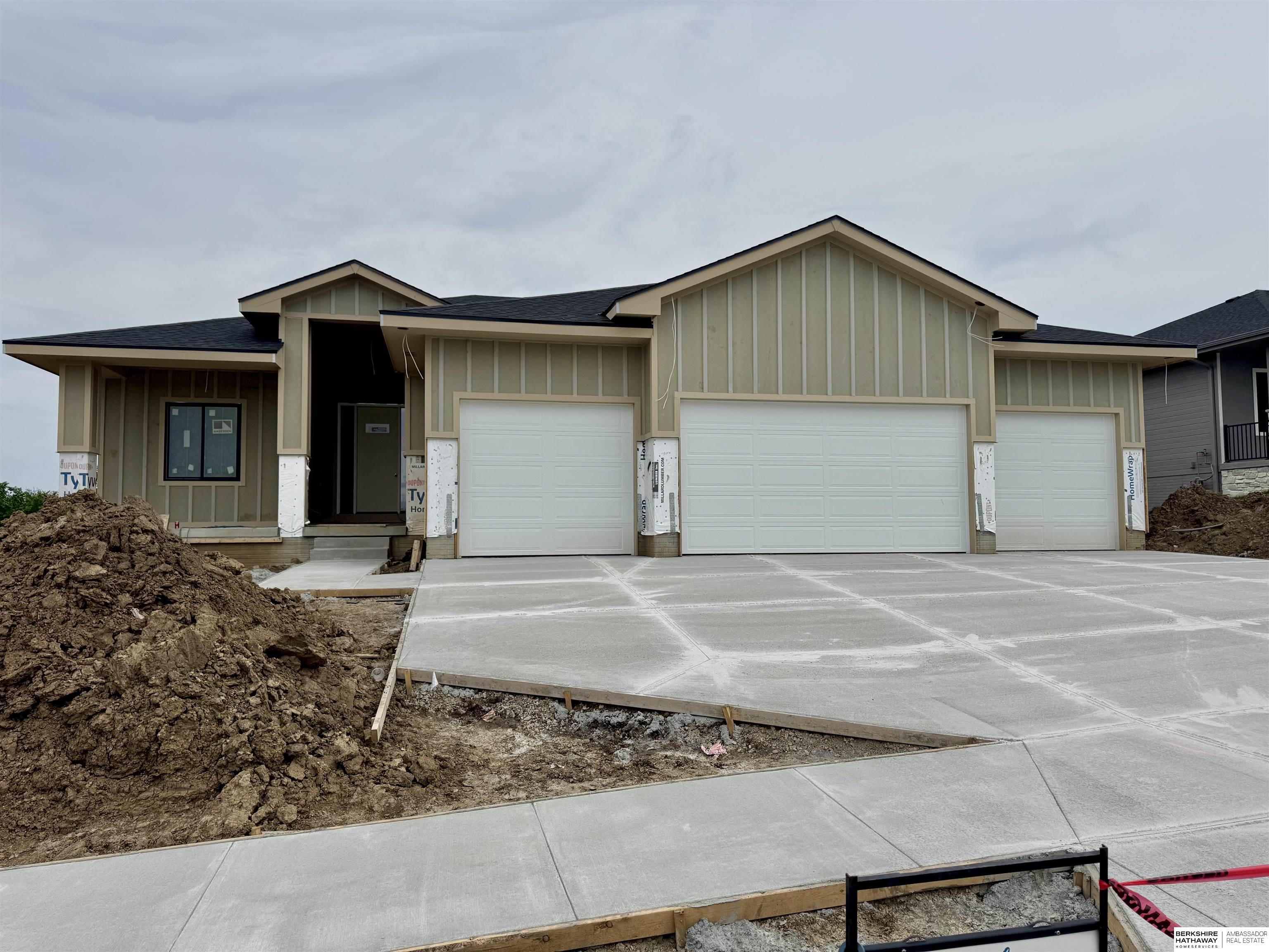 Photo of 8954 Von Street Papillion NE 68046