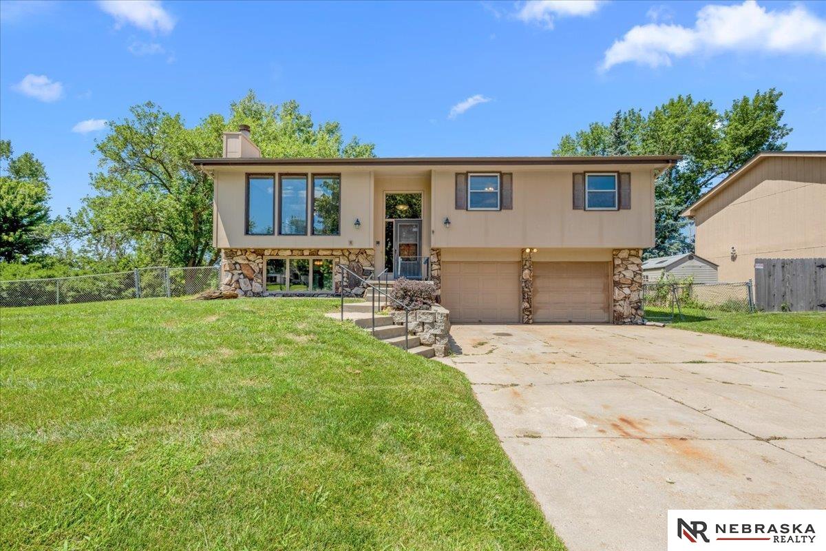 Photo of 5618 S 155 Street Omaha NE 68137