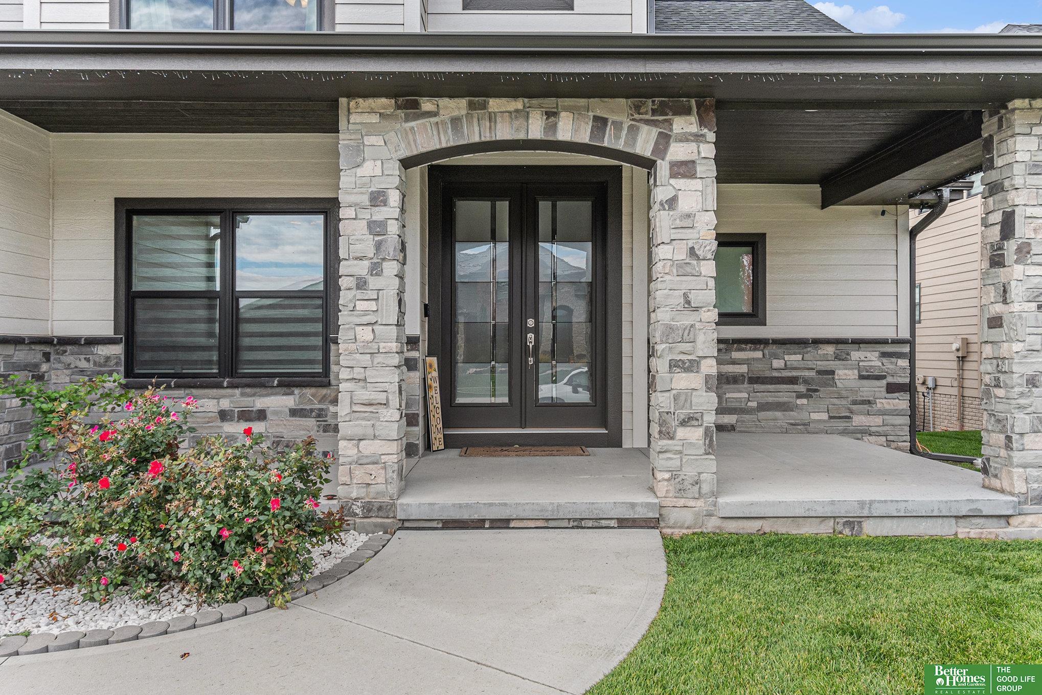 3319 Robyn Ridge Road, Fremont, NE 68025 — MLS #22620657 — photo 3 of 39