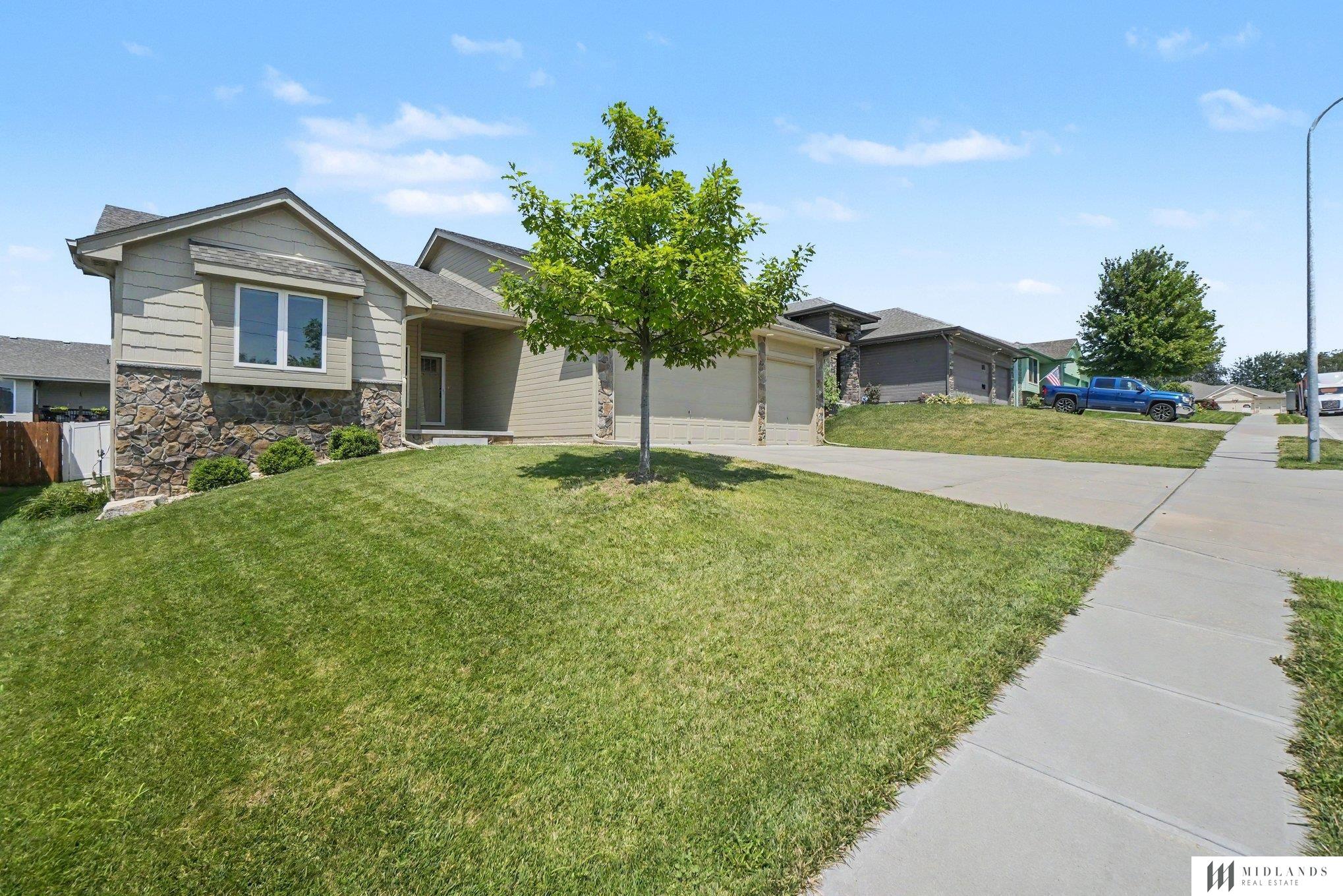 Photo of 2026 Geri Circle Bellevue NE 68147
