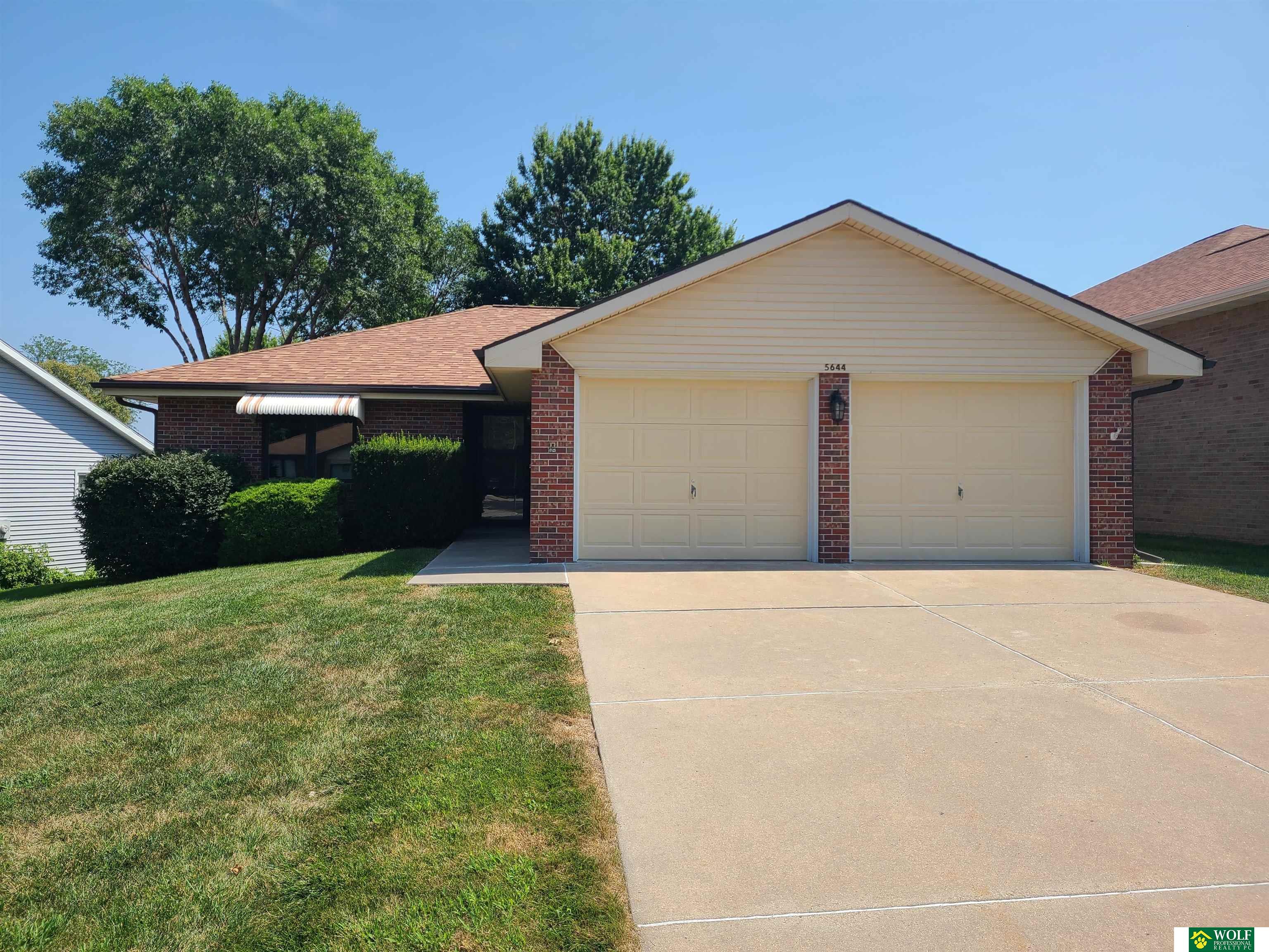 Photo of 5644 Enterprise Drive Lincoln NE 68521