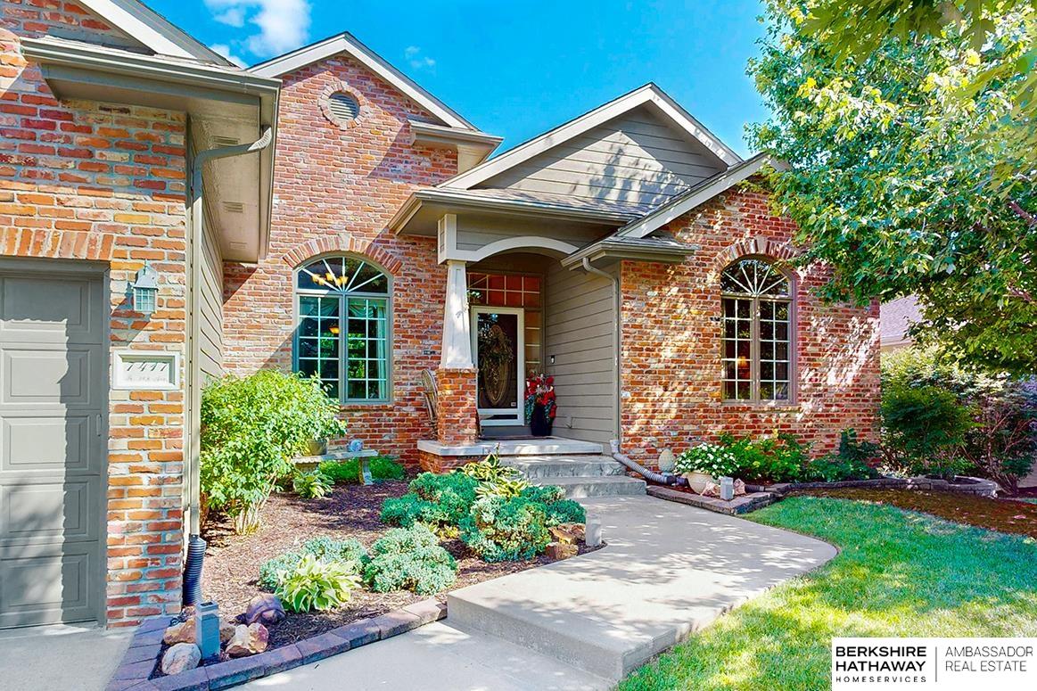 7417 S 168th Avenue, Omaha, Nebraska image 1