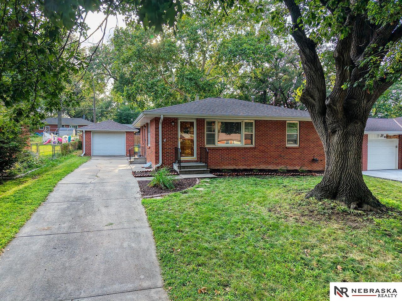 Photo of 901 N 58th Street Lincoln NE 68505