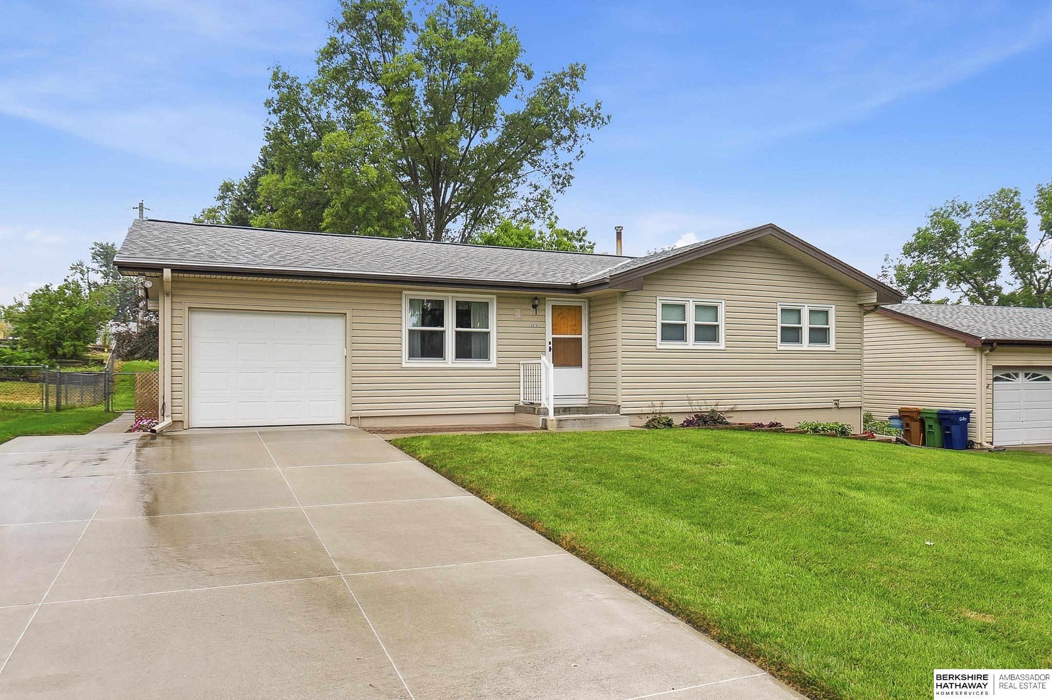 2213 Greensboro Avenue, Bellevue