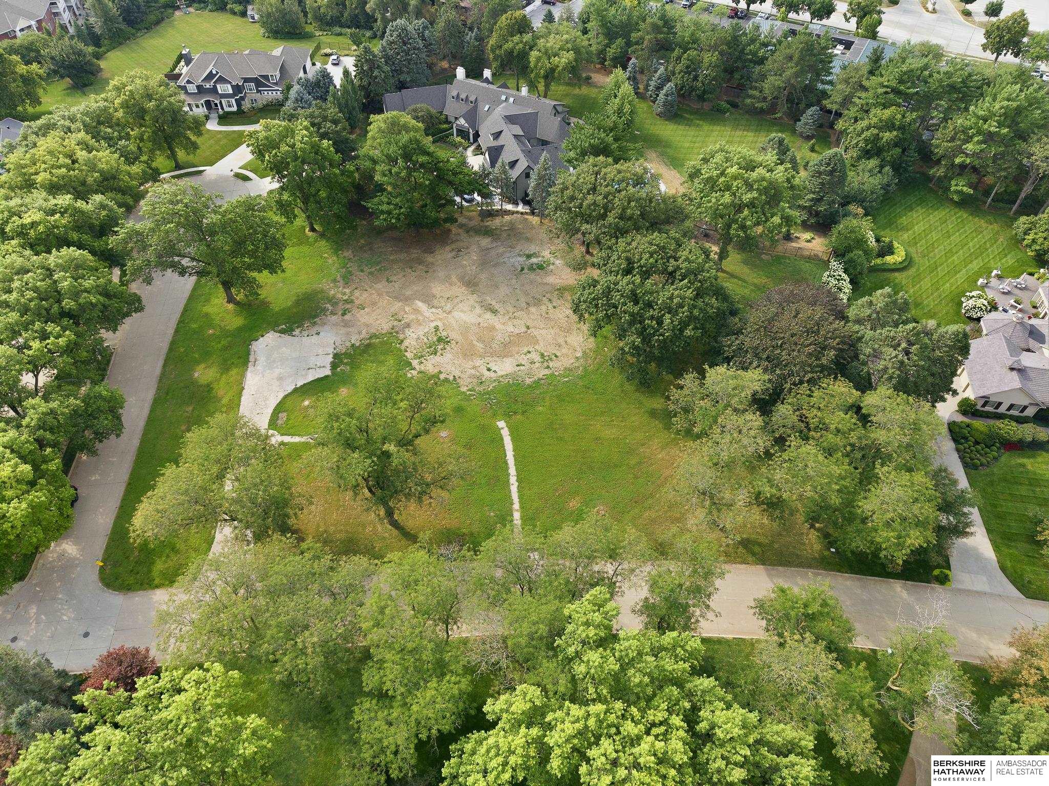 Photo of 9955 Bloomfield Drive Omaha NE 68144