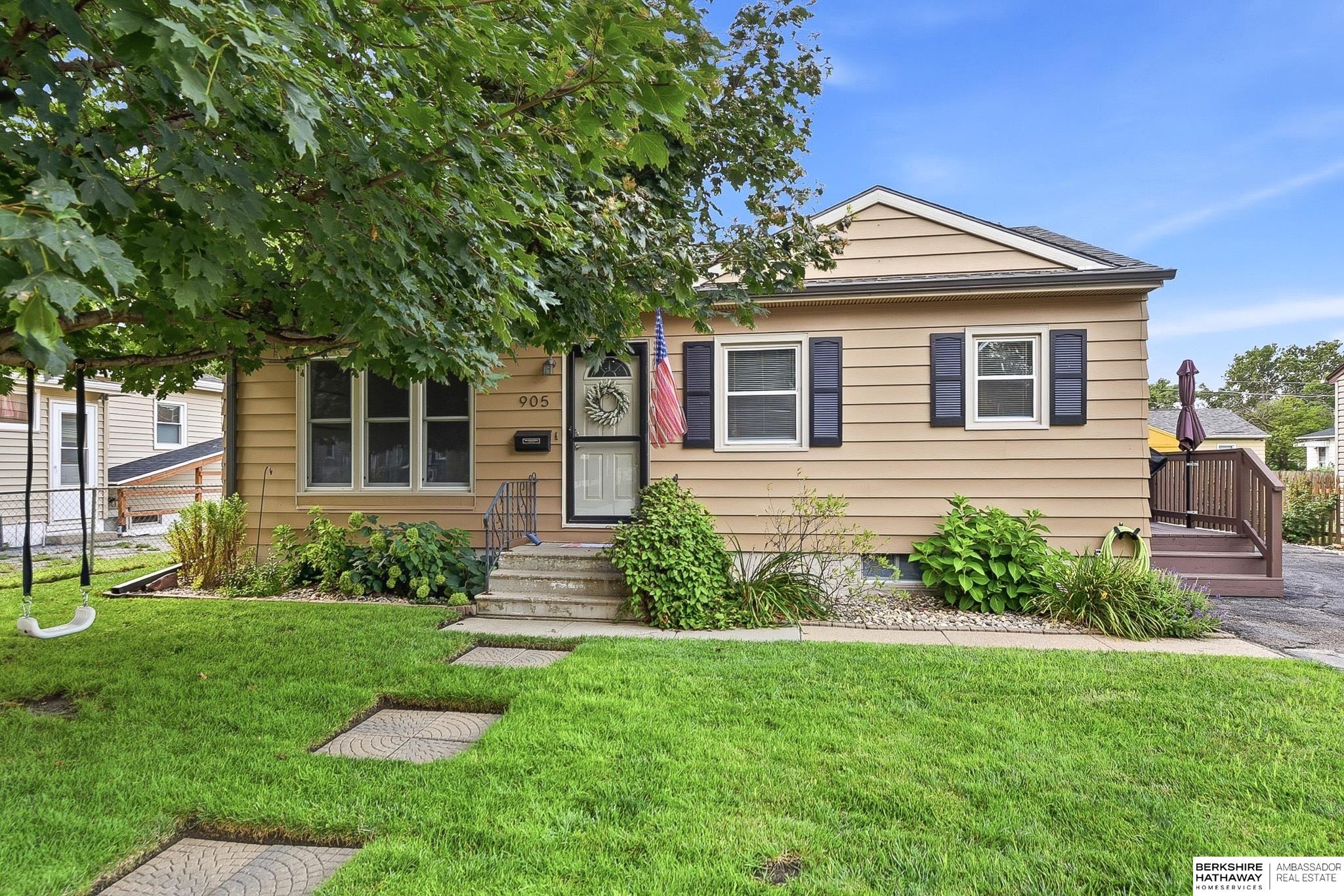 Photo of 905 Hopkins Drive Bellevue NE 68005