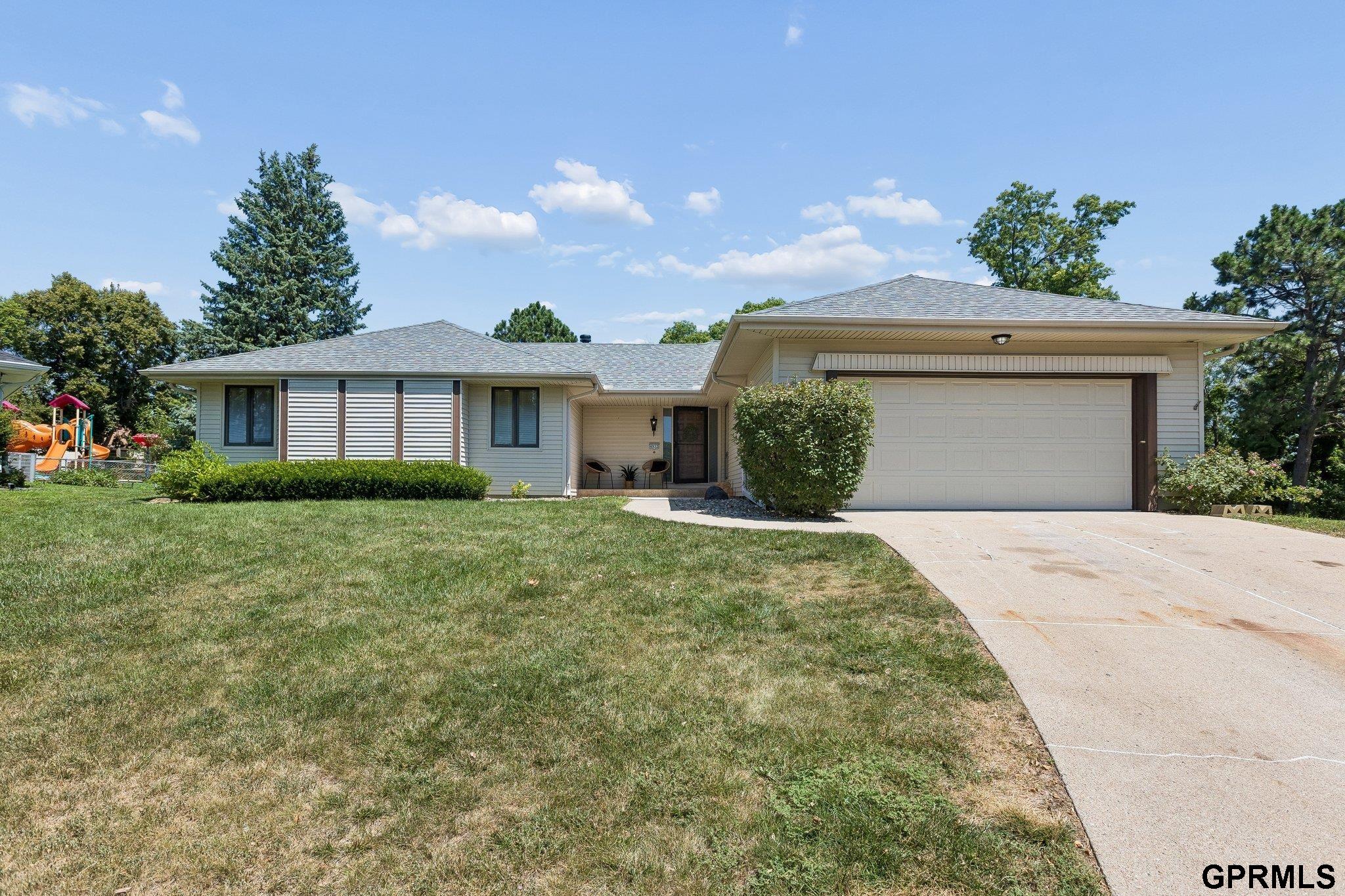Photo of 4952 Dumfries Circle Bellevue NE 68157-0000