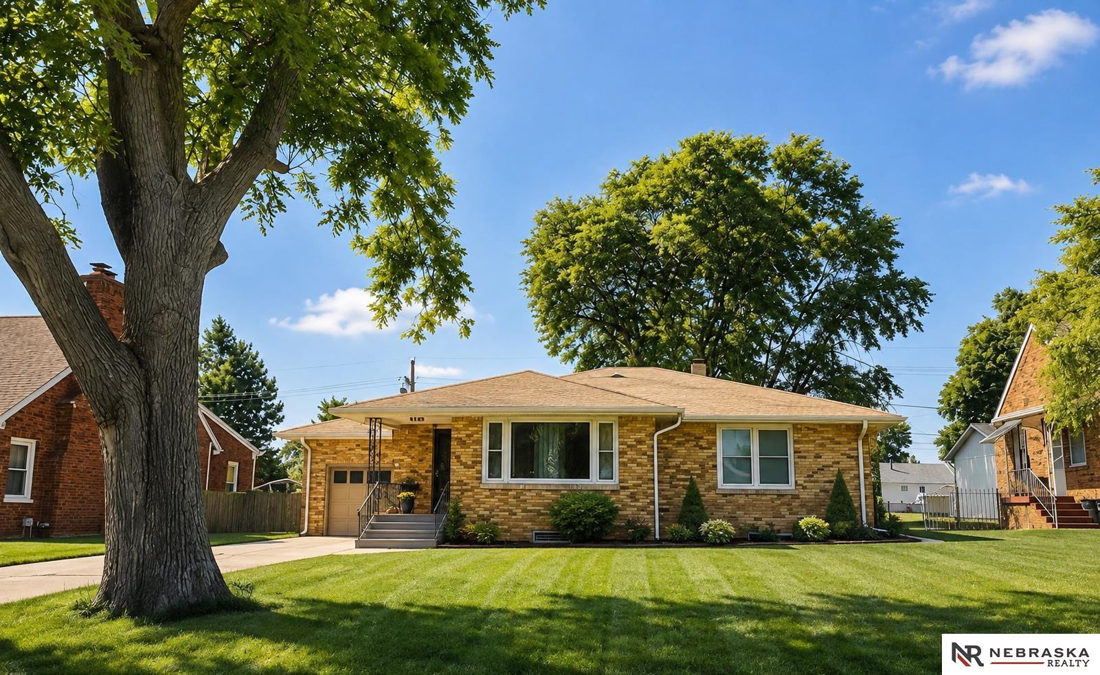 Photo of 4139 M Street Omaha NE 68049