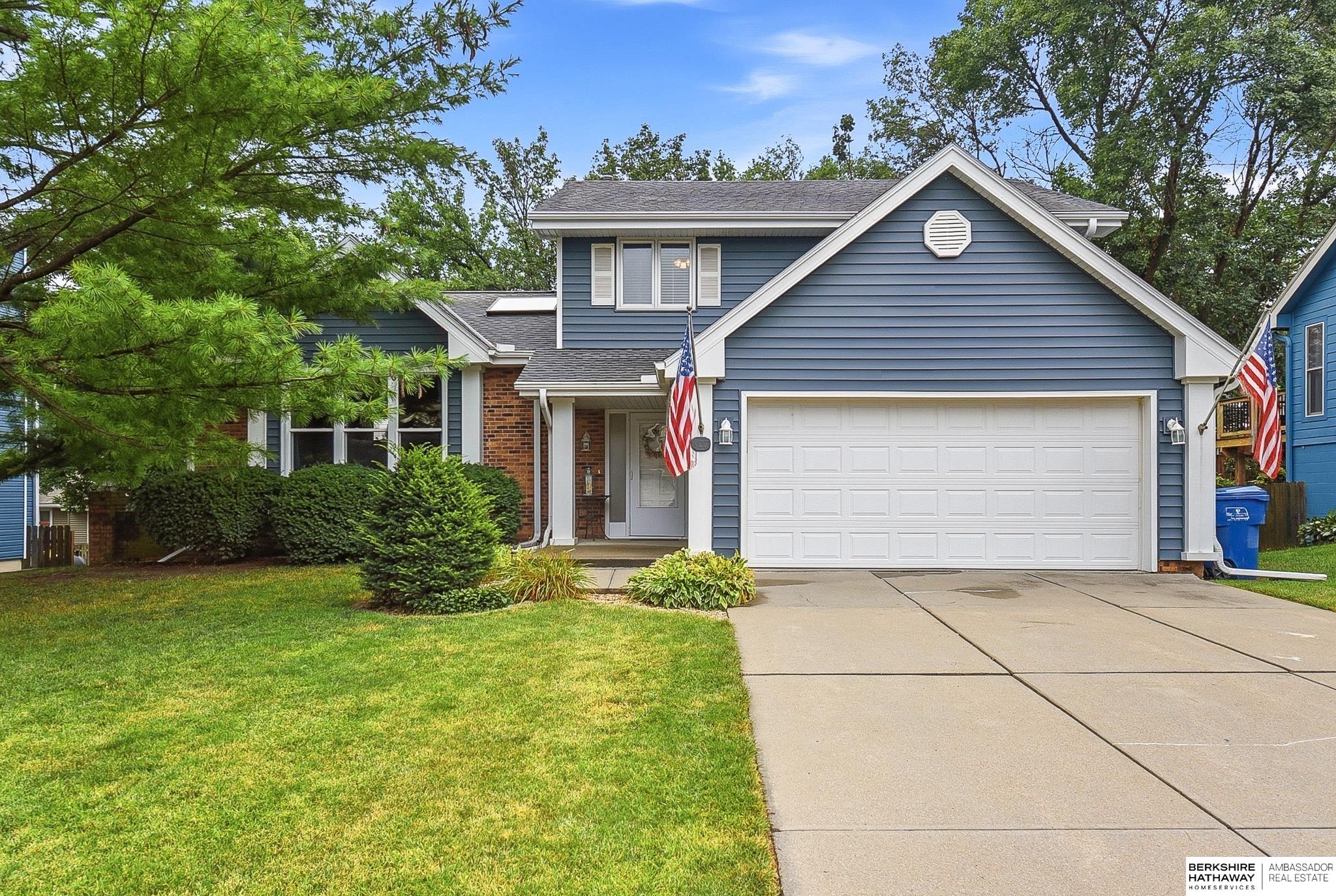 807 Redwood Lane, Papillion, Nebraska image 1