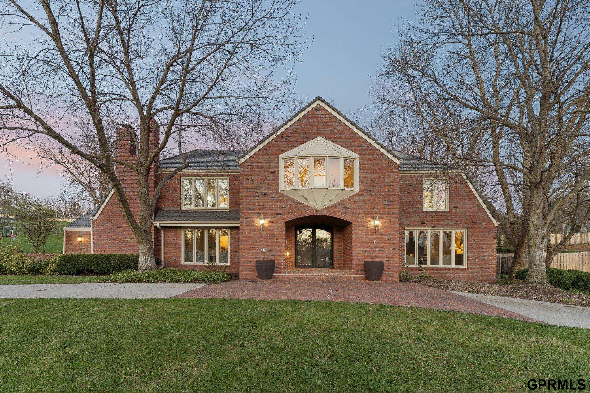 Photo of 9723 Fieldcrest Drive Omaha NE 68114