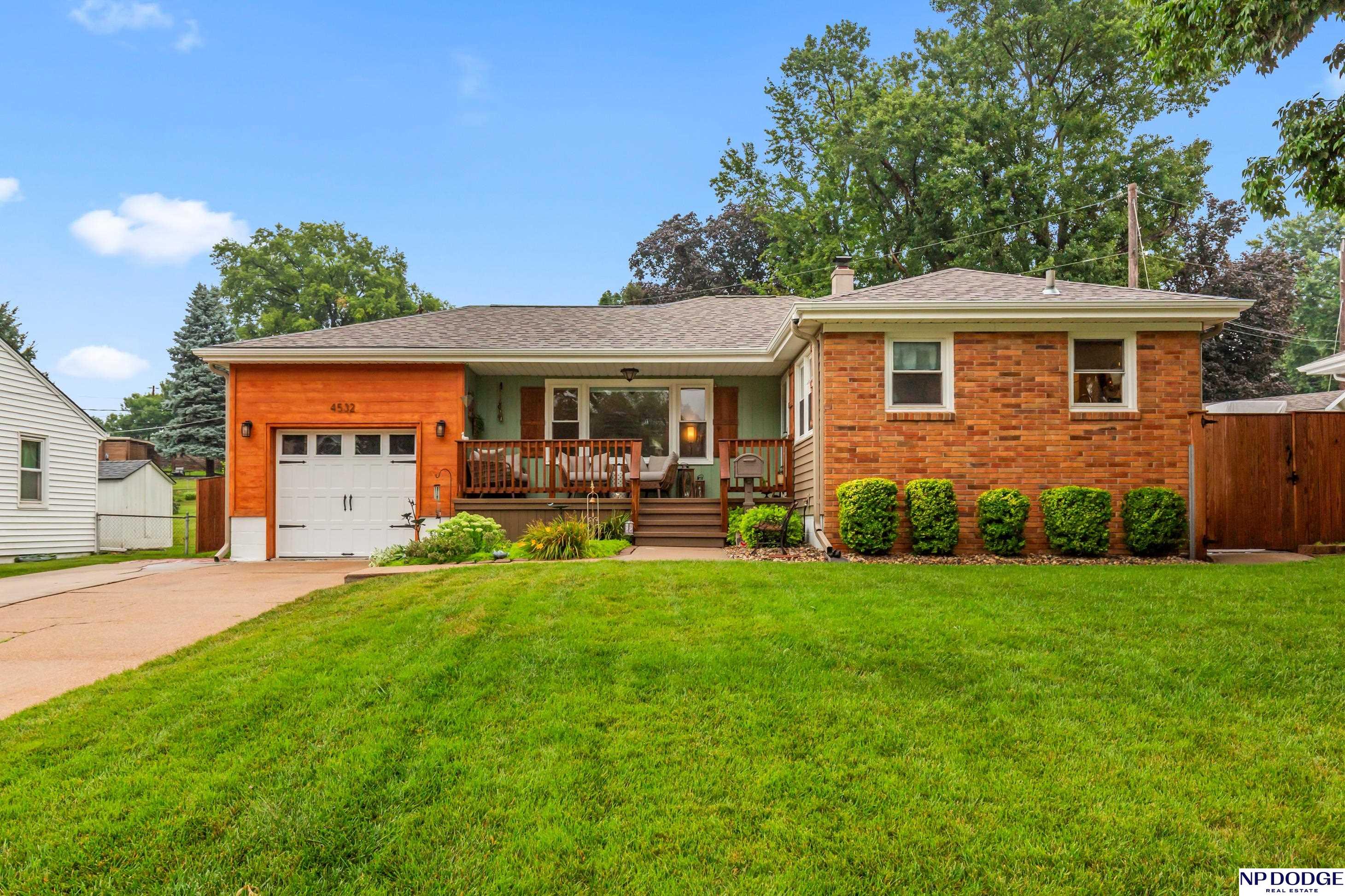 Photo of 4532 B Street Omaha NE 68106