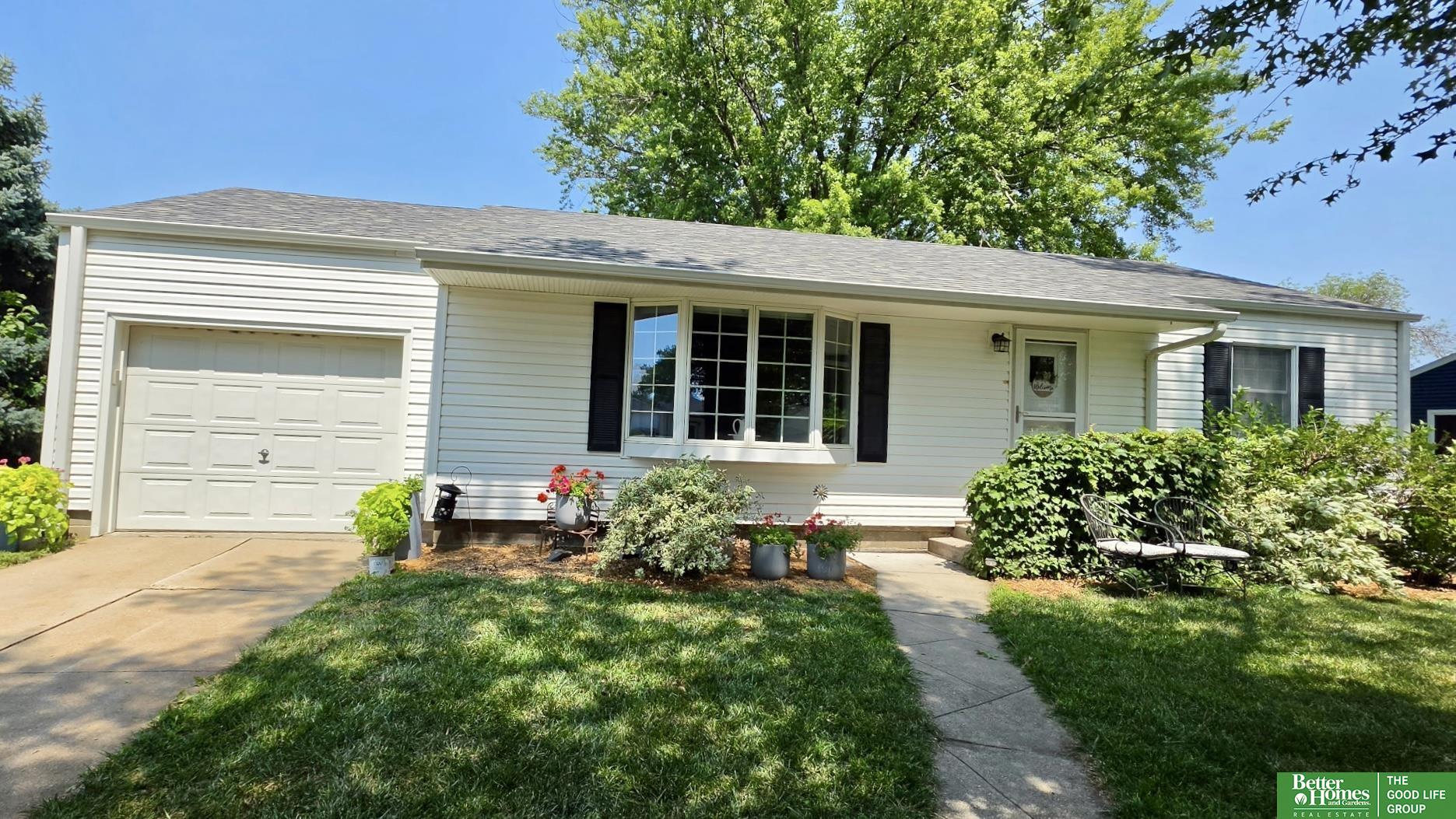 Photo of 933 E 4th Street York NE 68467