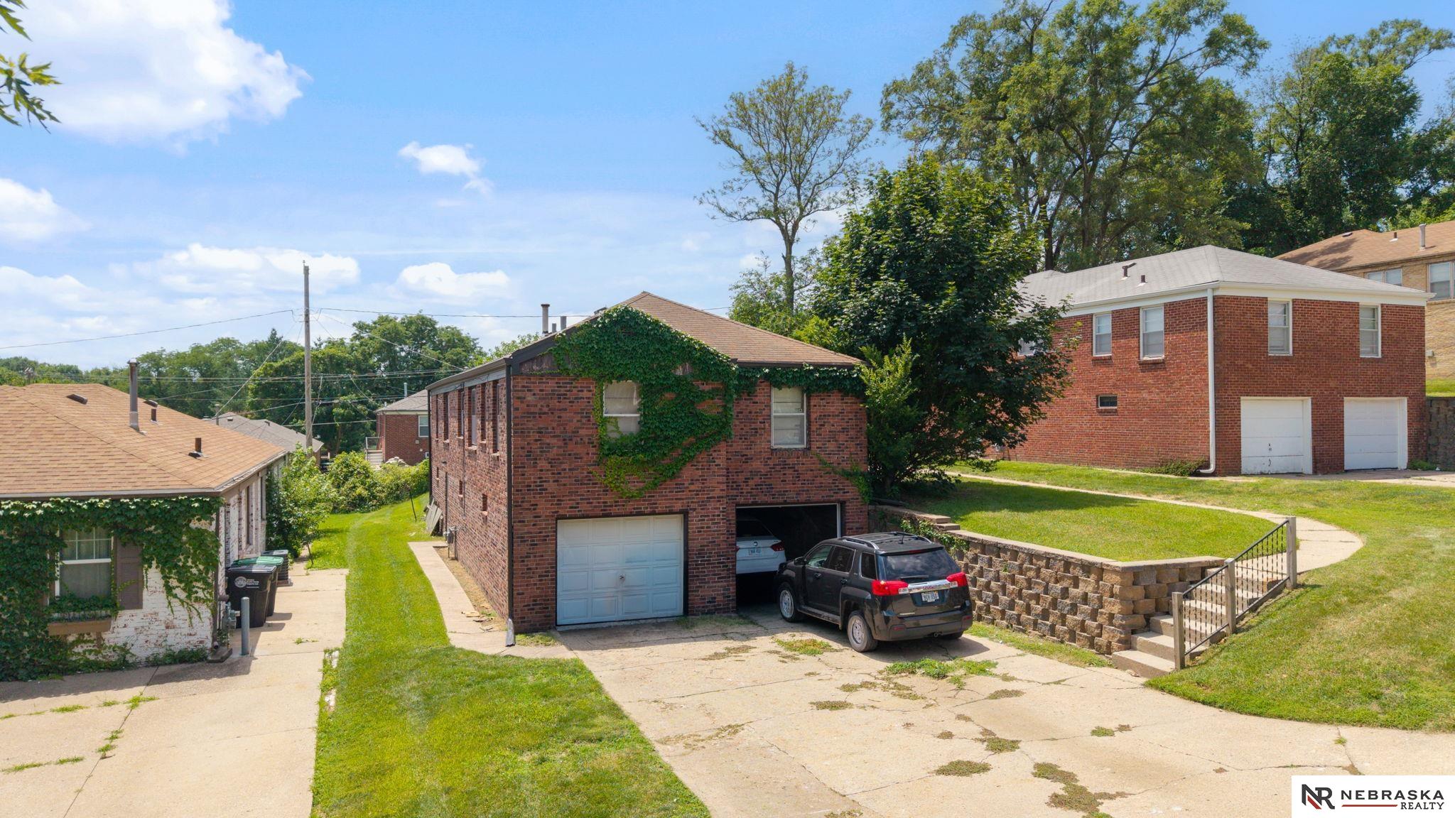 Photo of 5829-5831 Lafayette Avenue Omaha NE 68132