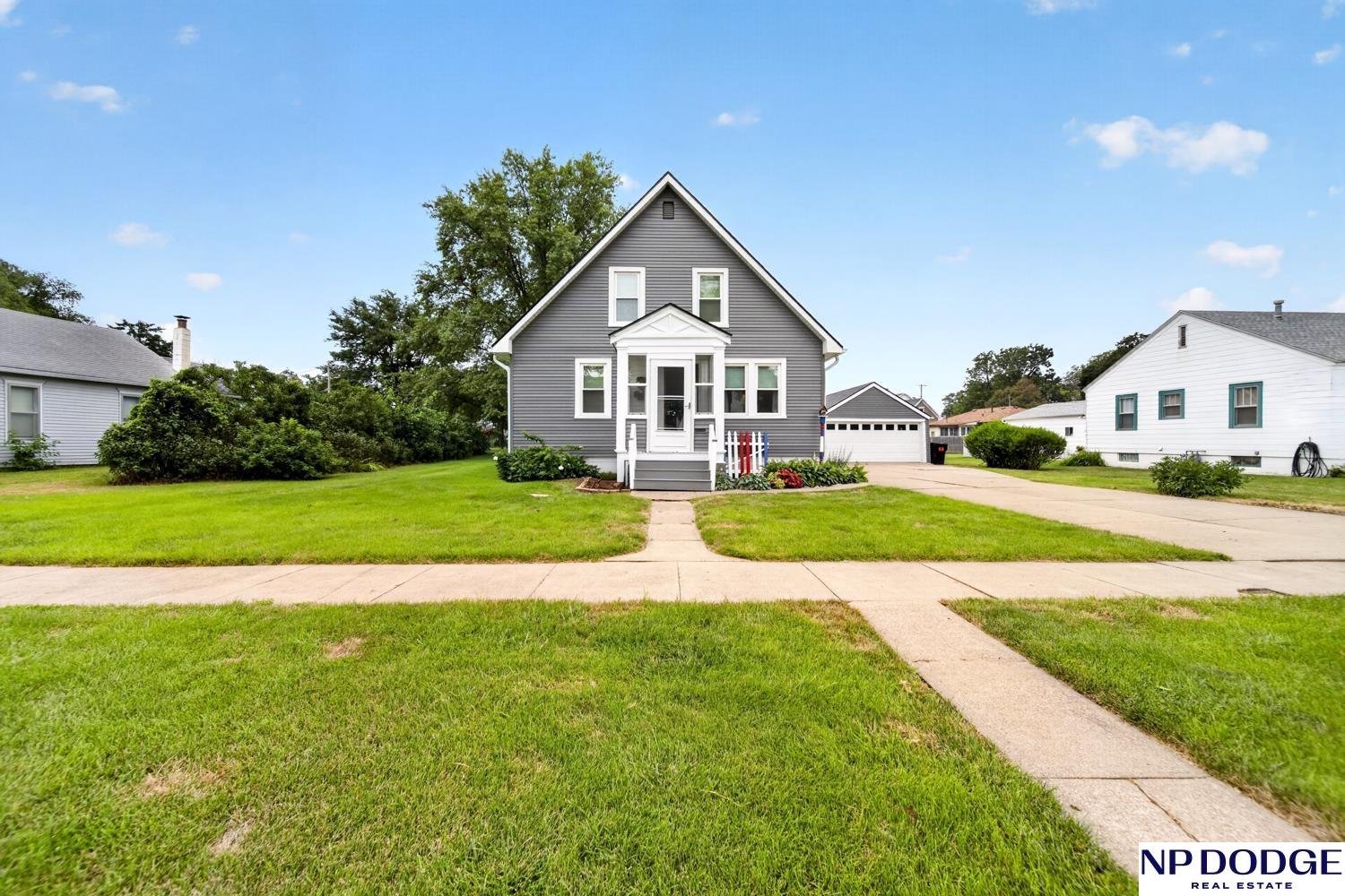 Photo of 845 W 10th Street Fremont NE 68025