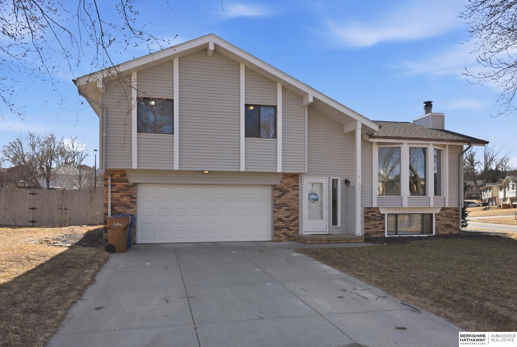 Photo of 3421 E Dutchman Circle Bellevue NE 68123