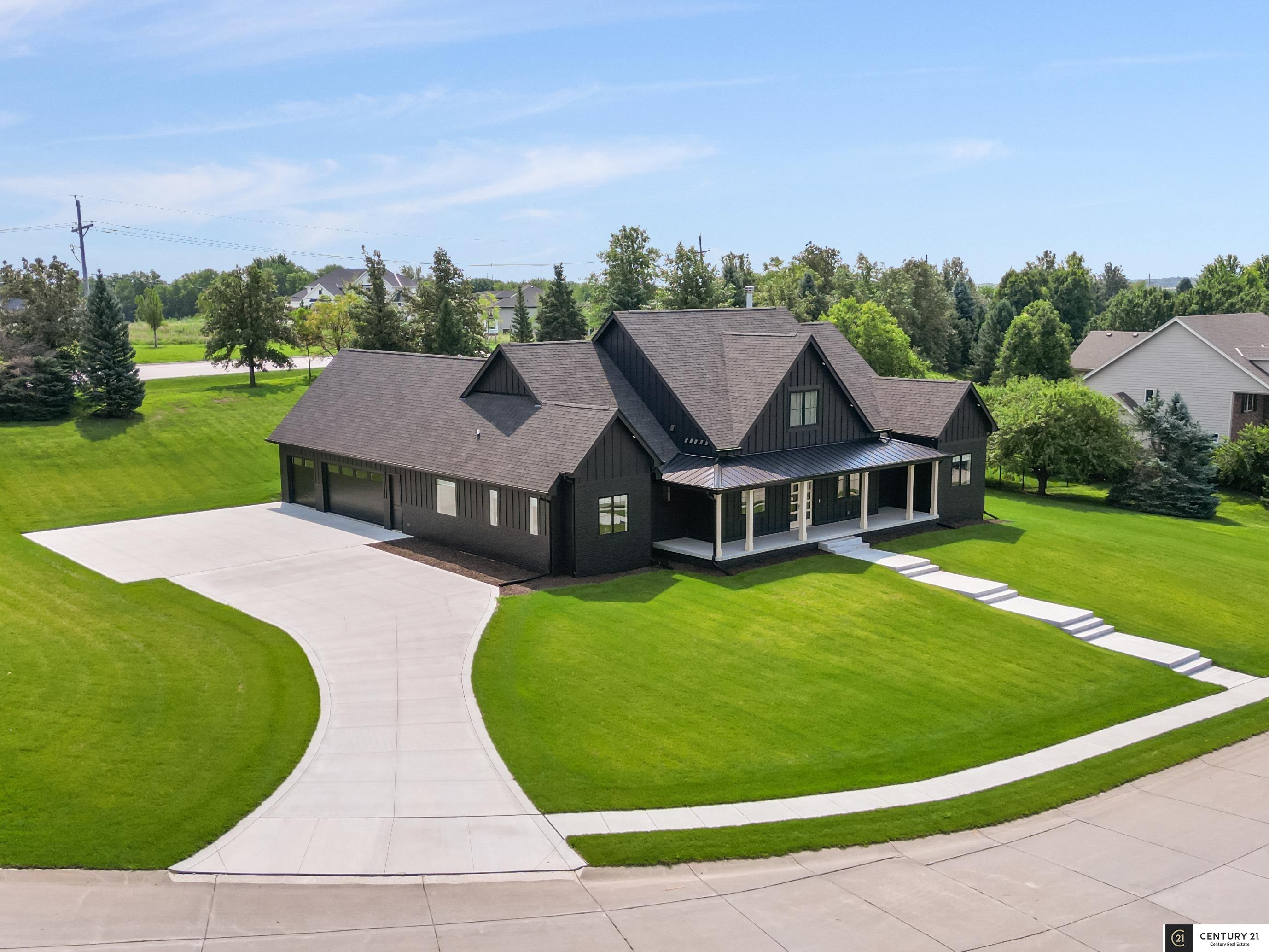 Photo of 10413 S 168th Avenue Omaha NE 68136