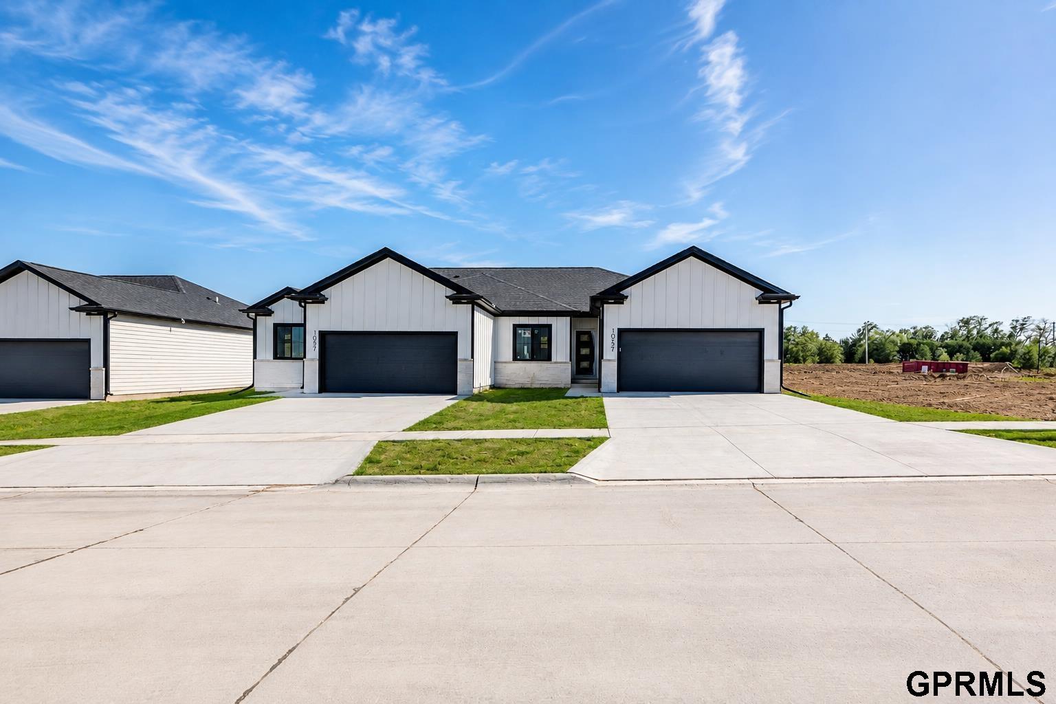 10527 Wayborough Lane, Lincoln, Nebraska image 1