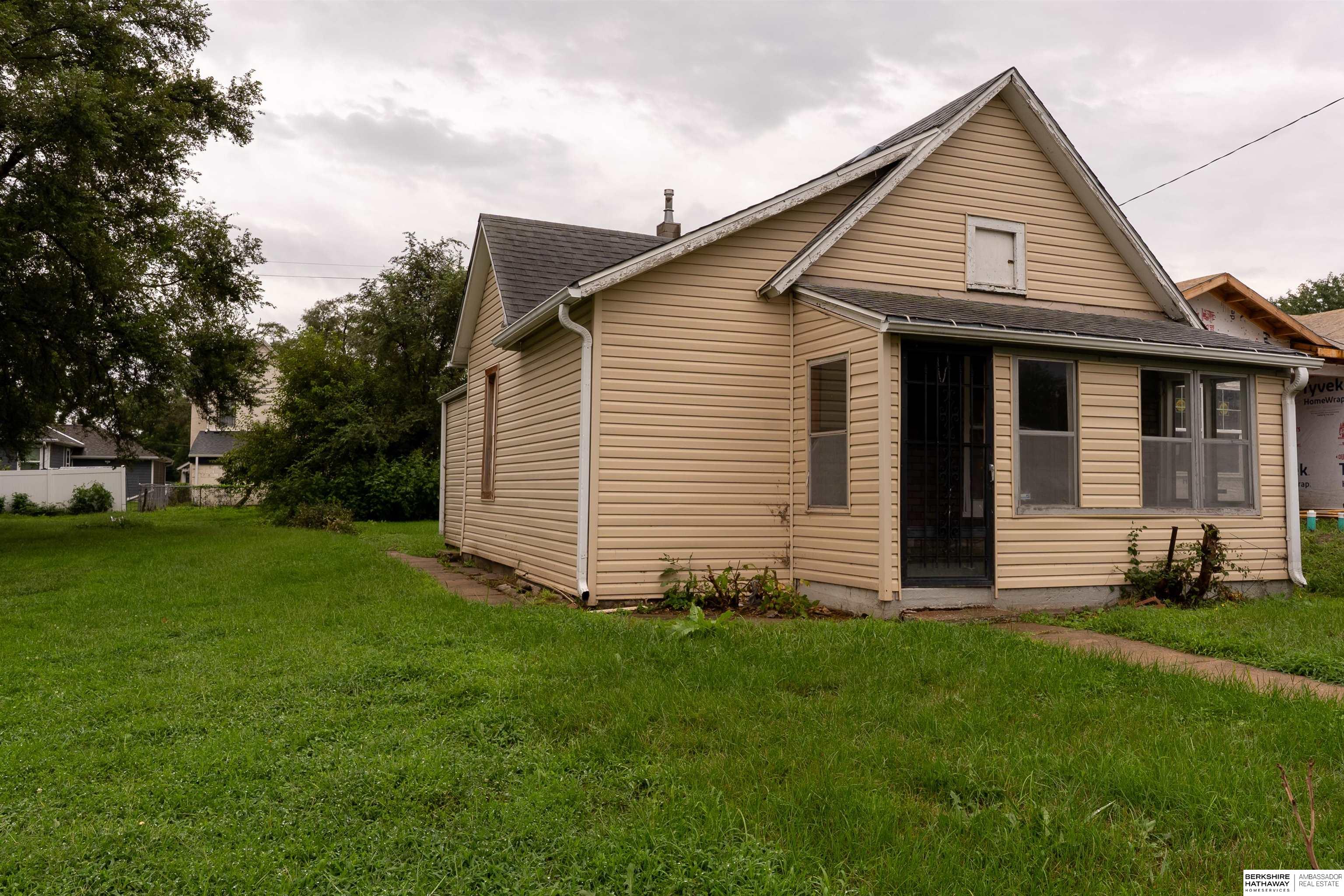 Photo of 3029 Pratt Street Omaha NE 68111