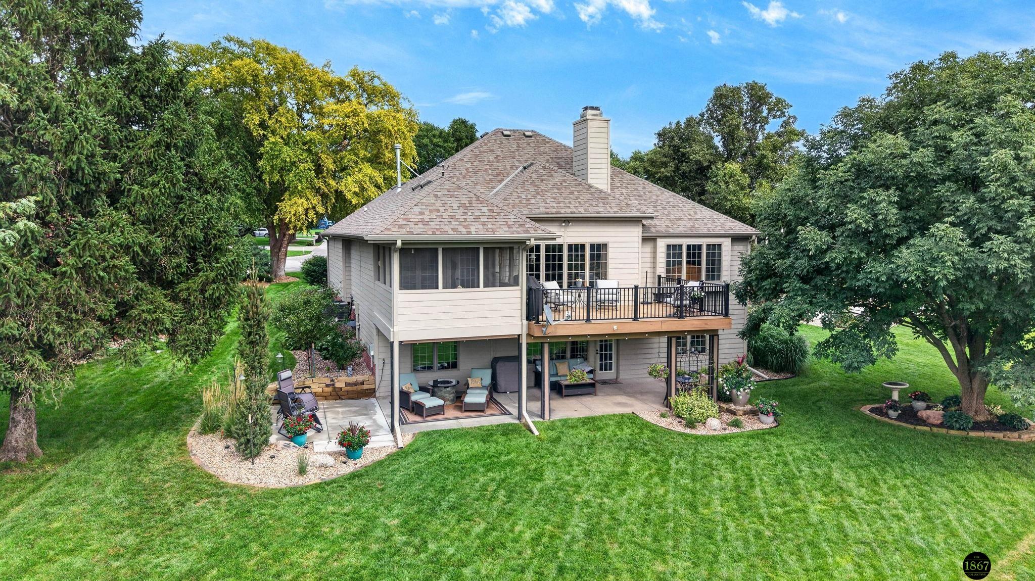 21901 Woodland Hills