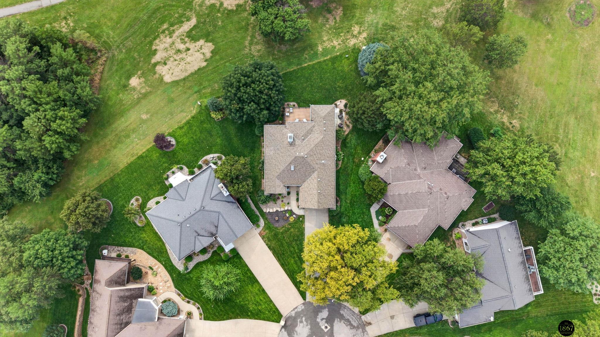 21901 Woodland Hills
