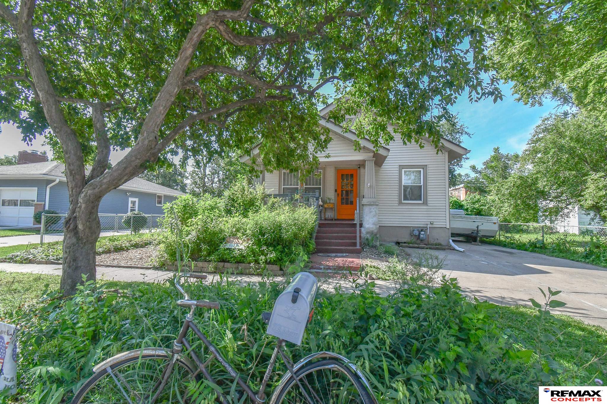 Photo of 5419 cleveland Avenue Lincoln NE 68504