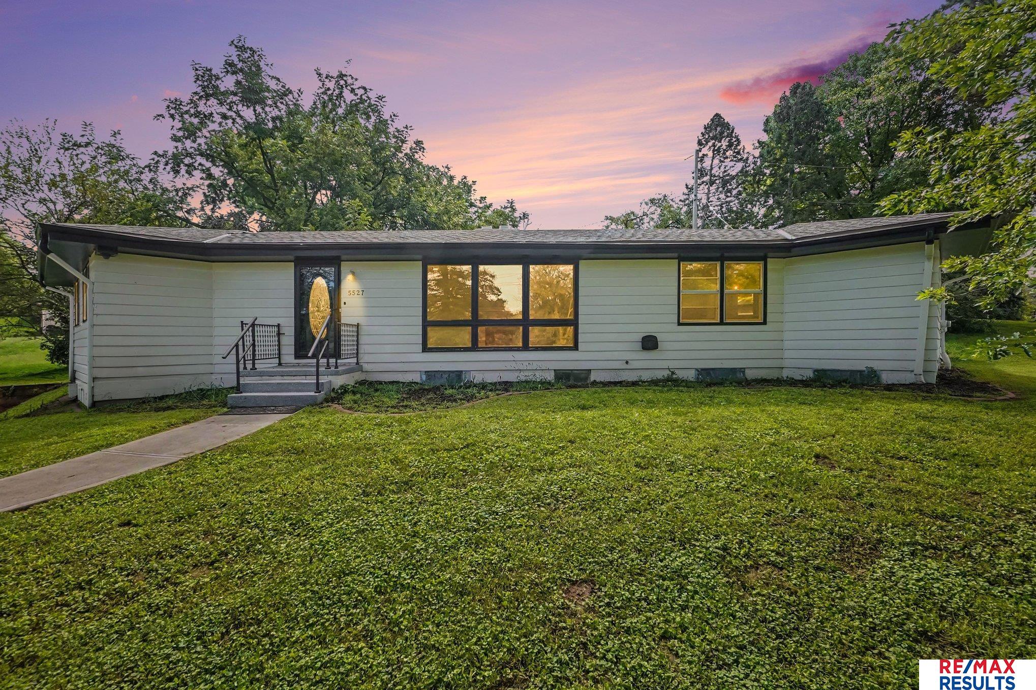 Photo of 5527 Jaynes Street Omaha NE 68104