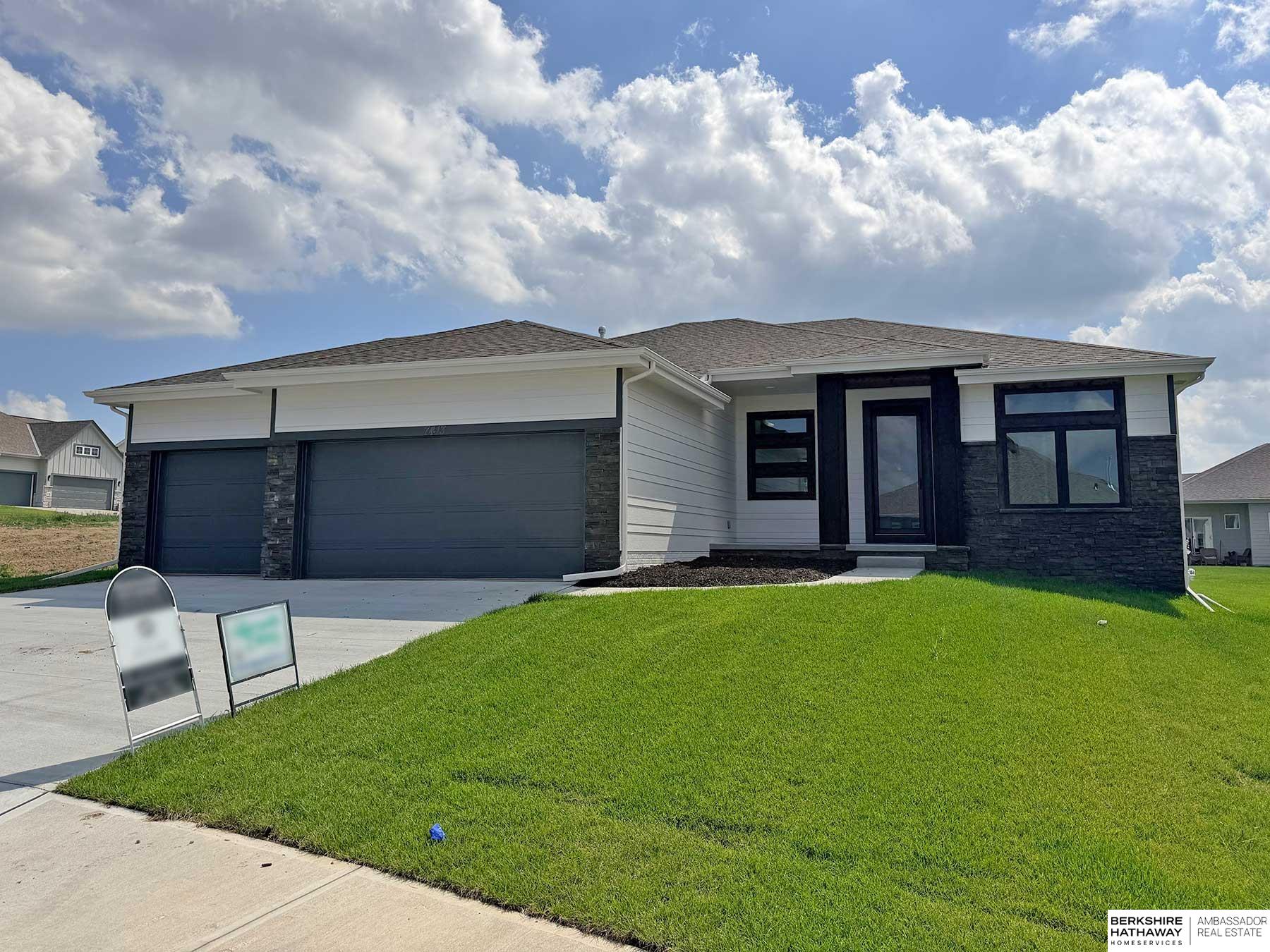 7413 N 176th Avenue, Bennington, Nebraska image 1