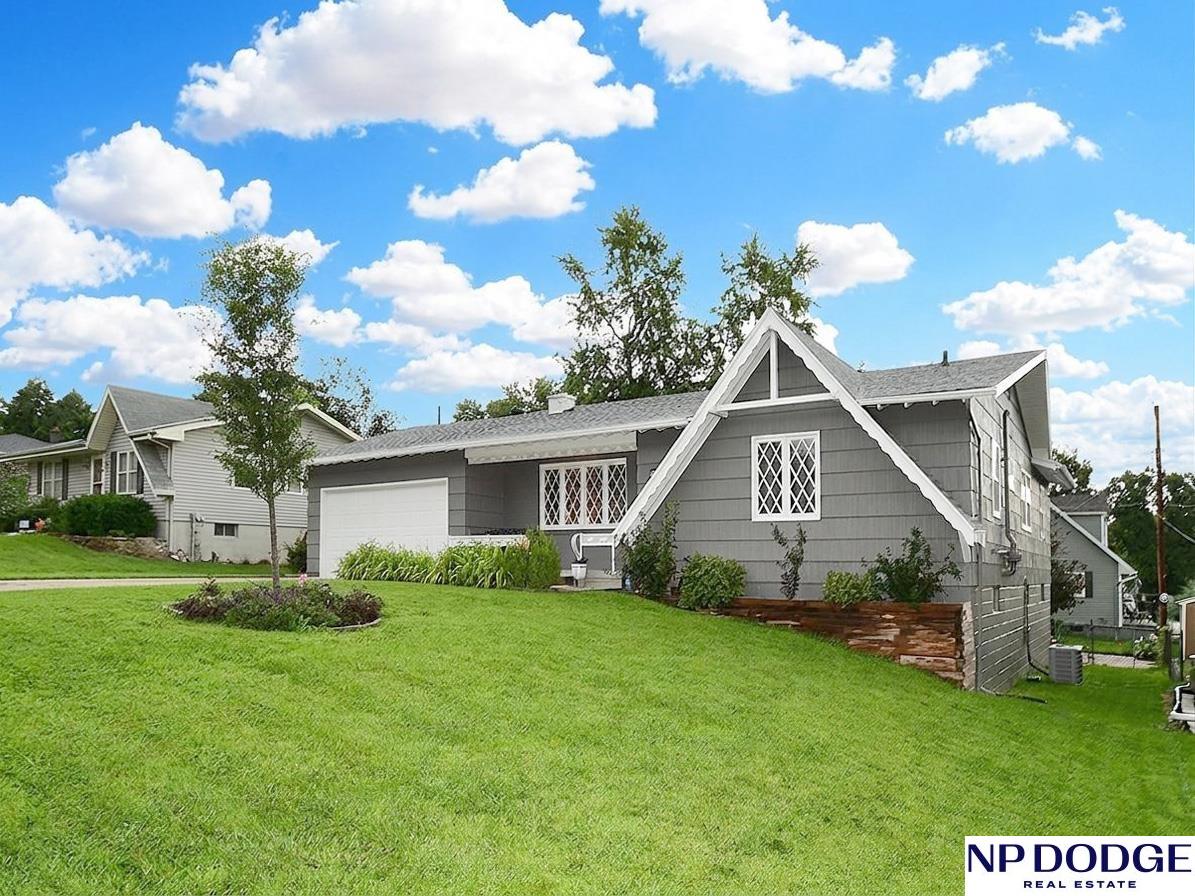 11114 Westover Road, Omaha, Nebraska image 1
