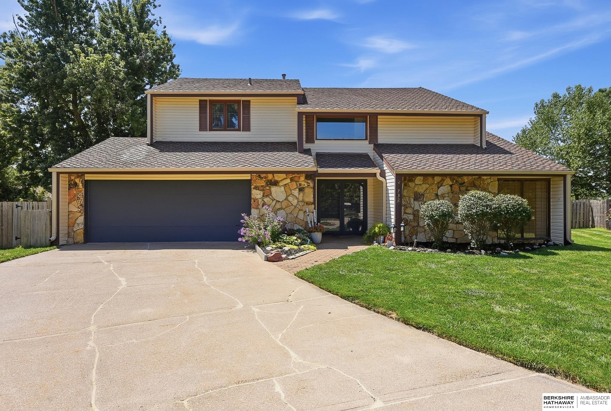 732 S 153rd Circle, Omaha, Nebraska image 1