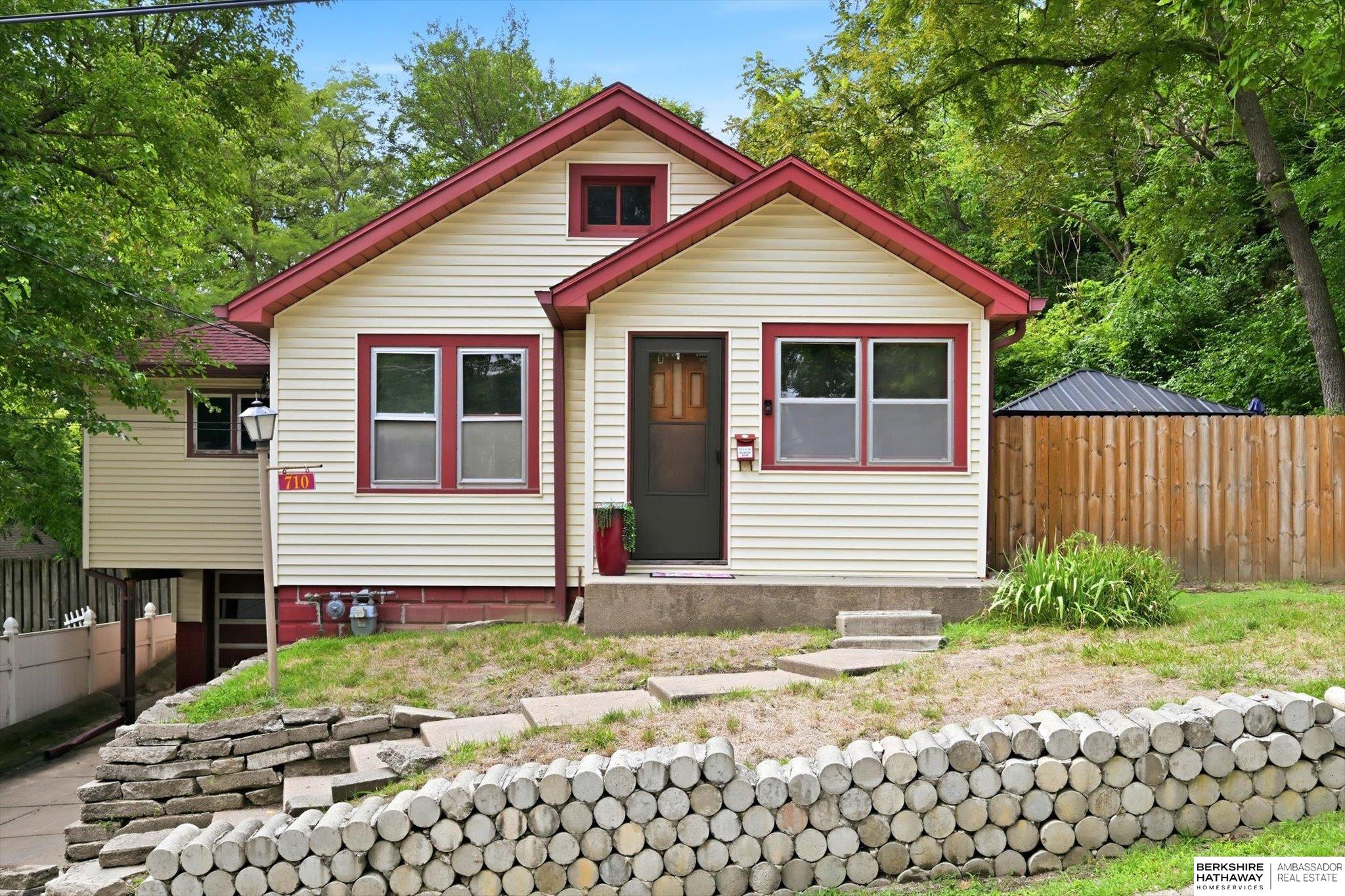 Photo of 710 Cook Avenue Council Bluffs IA 51503