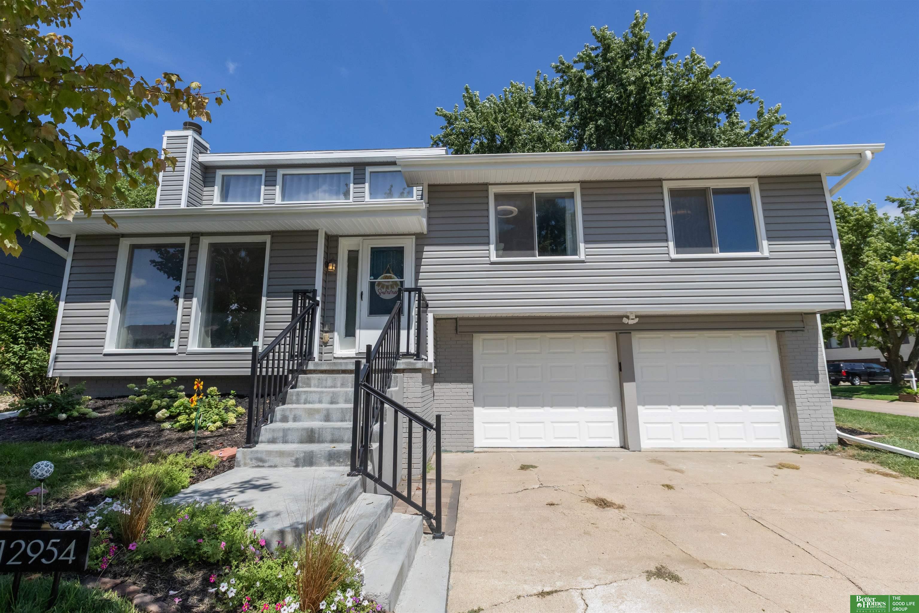 Photo of 12954 Meredith Avenue Omaha NE 68164