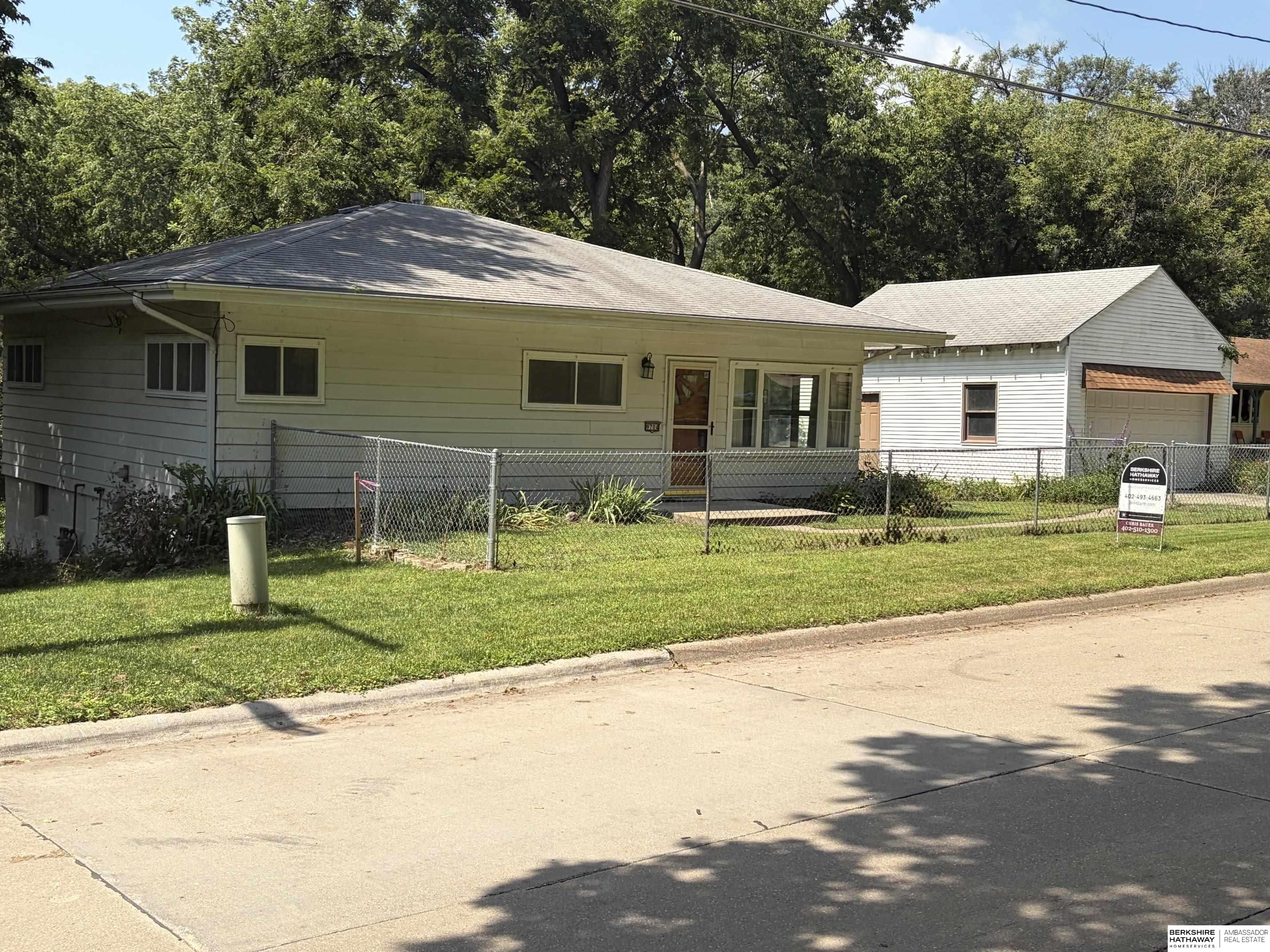 Photo of 9704 N 31st Street Omaha NE 68112
