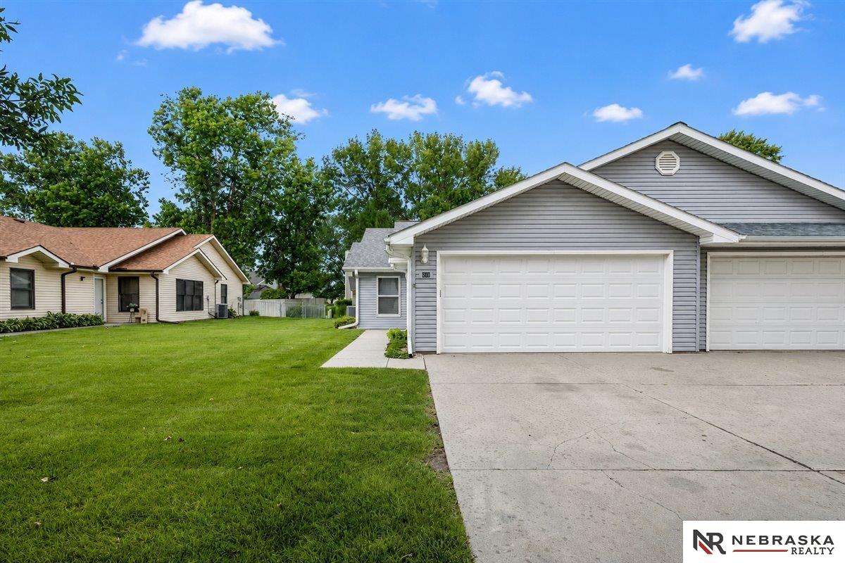 Photo of 501 Lamont Circle Lincoln NE 68528