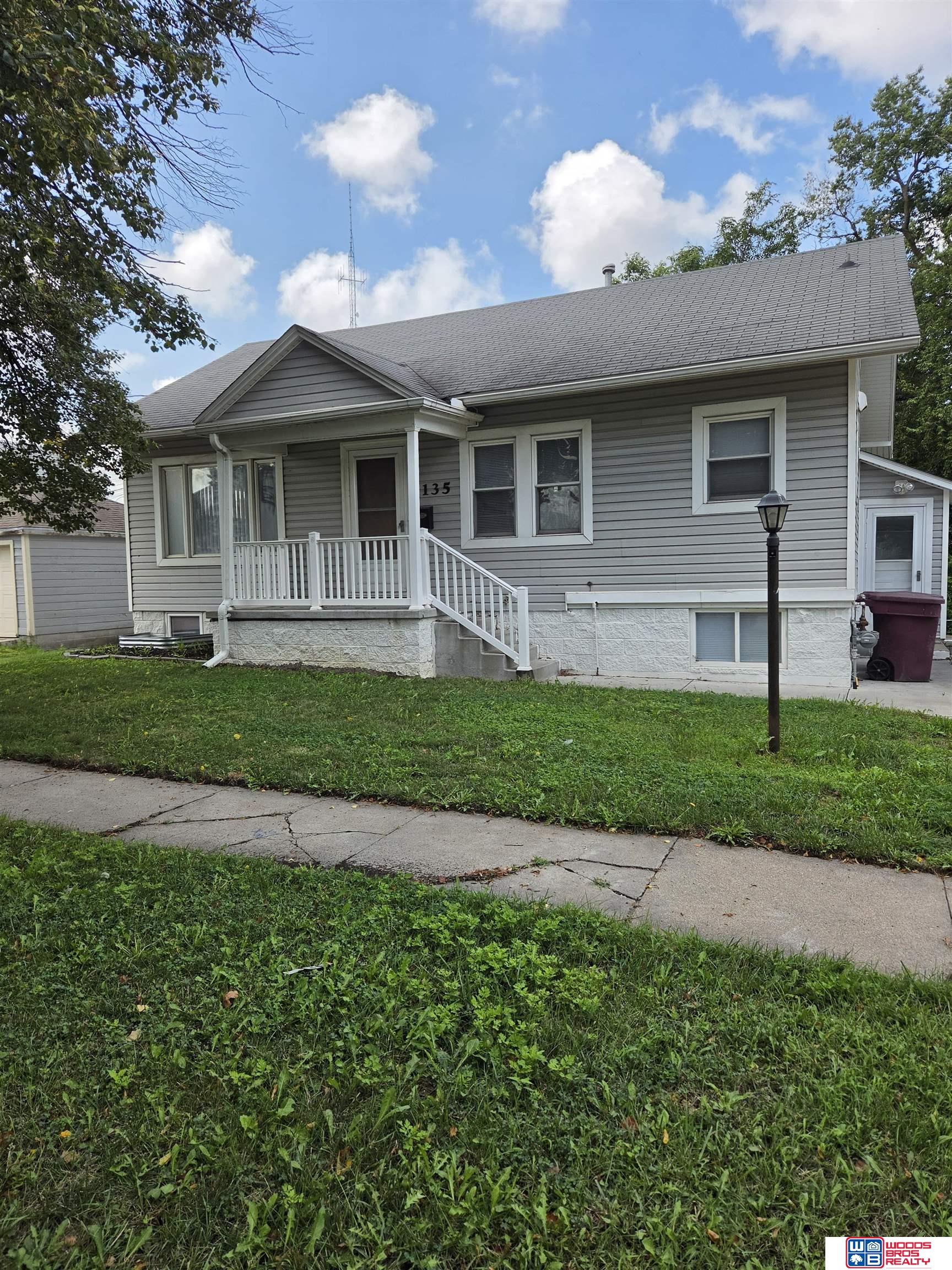 135 N 32nd Street, Lincoln, Nebraska image 1