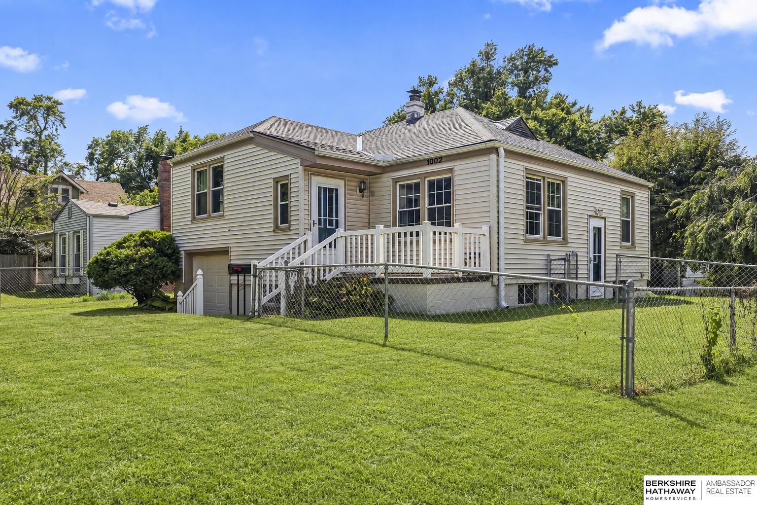 Photo of 1002 S 52nd Street Omaha NE 68106