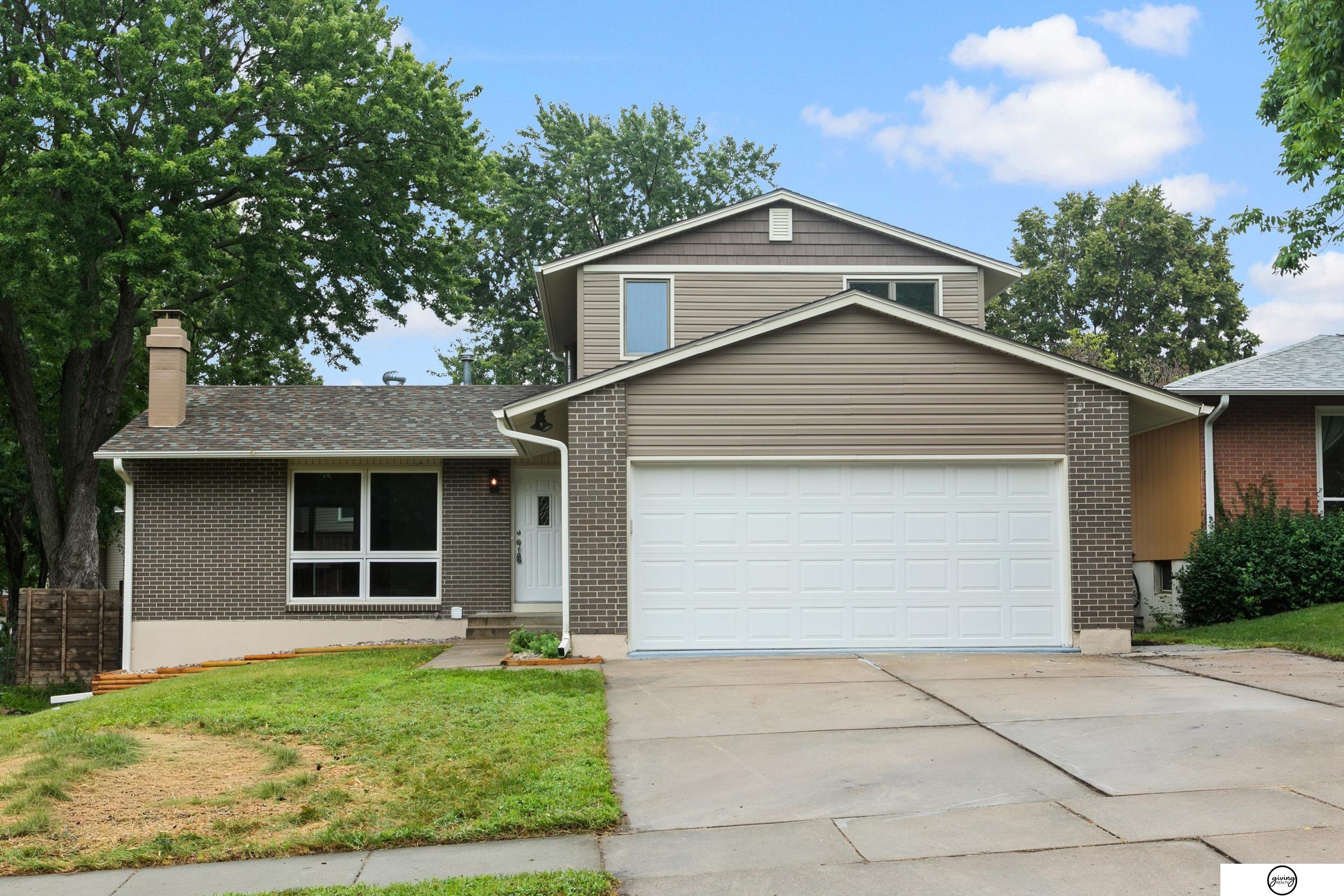 Photo of 4700 Grassridge Road Lincoln NE 68512