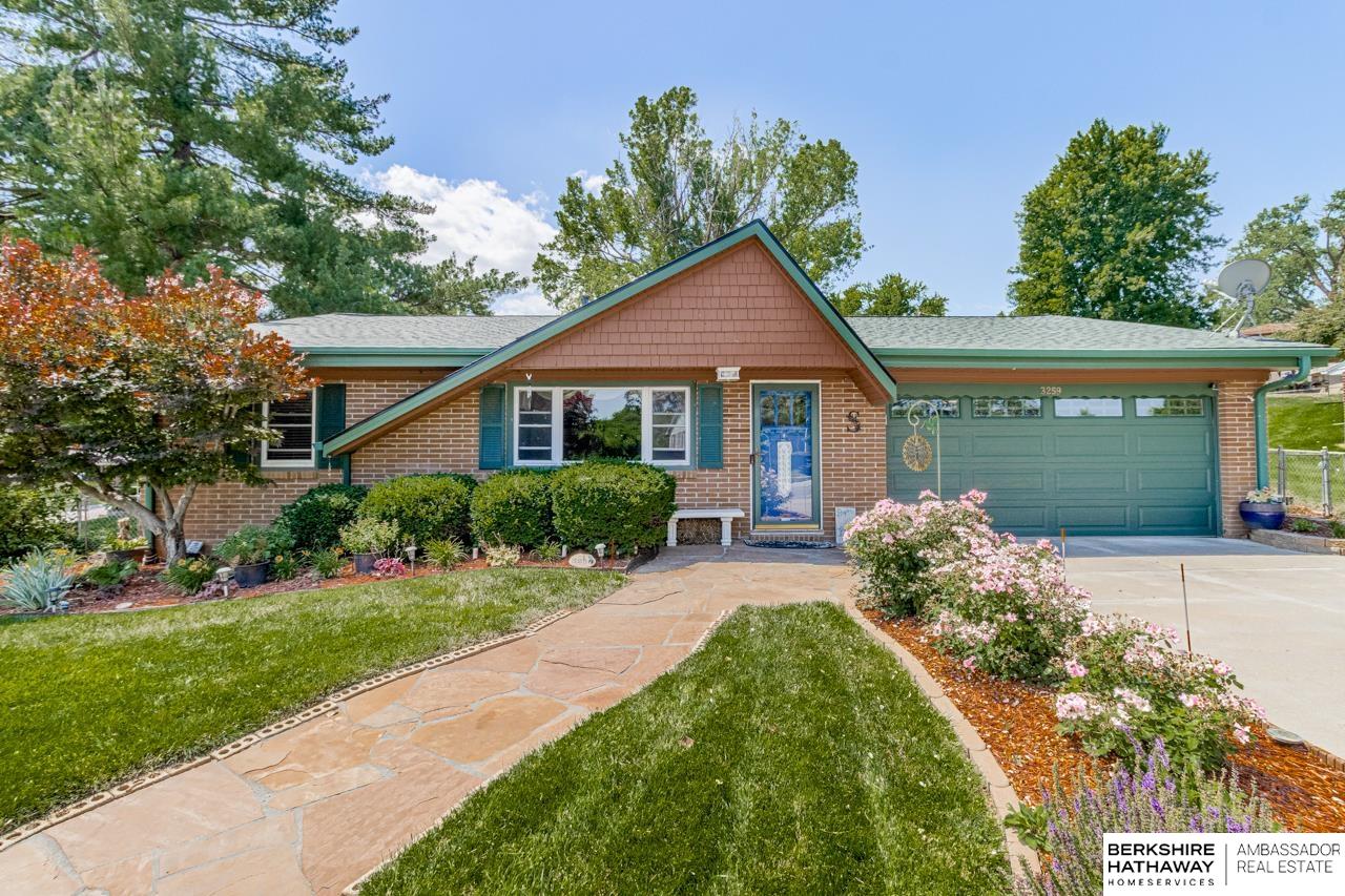 Photo of 3259 Sherwood Drive Bellevue NE 68147