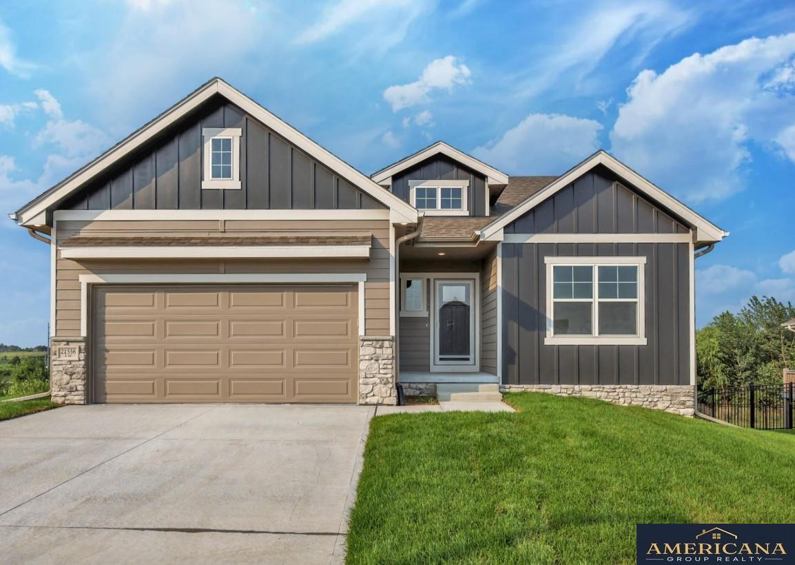 Photo of 11244 Longshore Avenue Papillion NE 68046