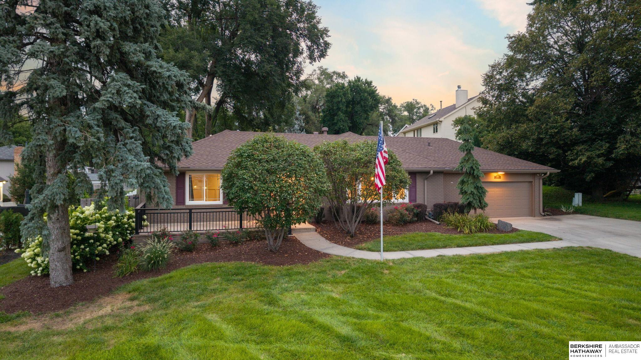 Photo of 11714 Cryer Avenue Omaha NE 68144