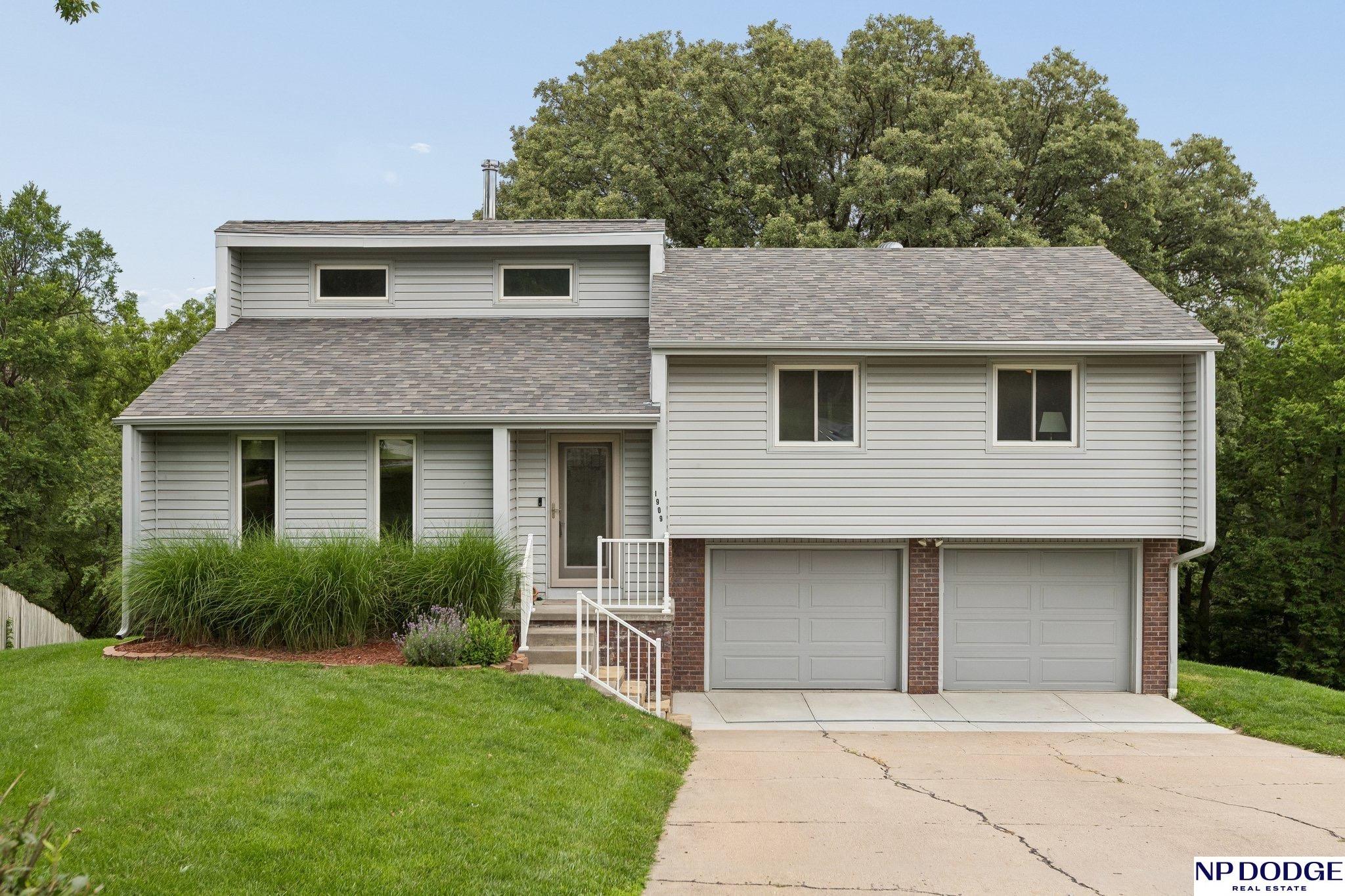 Photo of 1909 N Ridge Drive Plattsmouth NE 68048