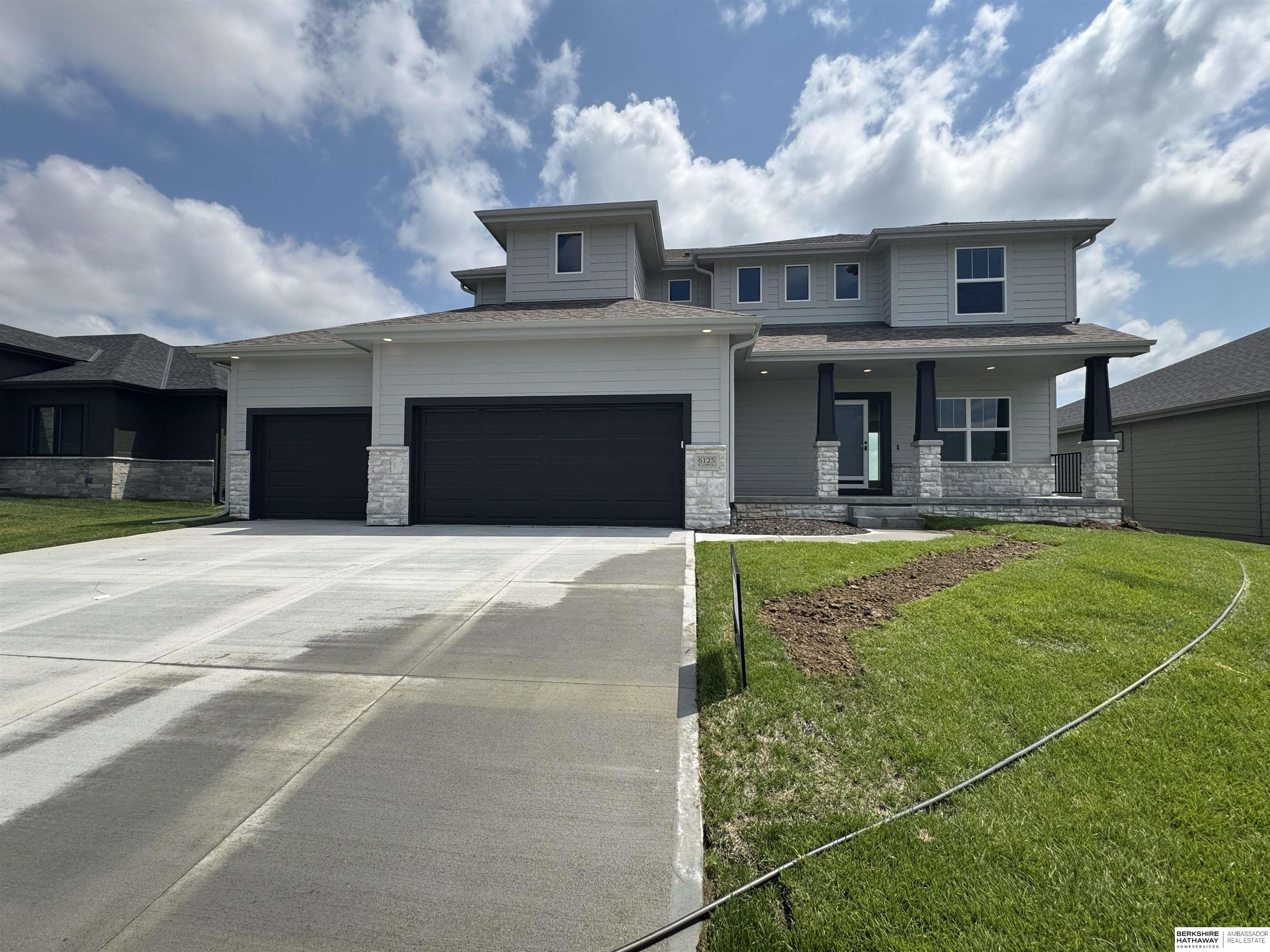 Photo of 6125 S 215 Circle Elkhorn NE 68022