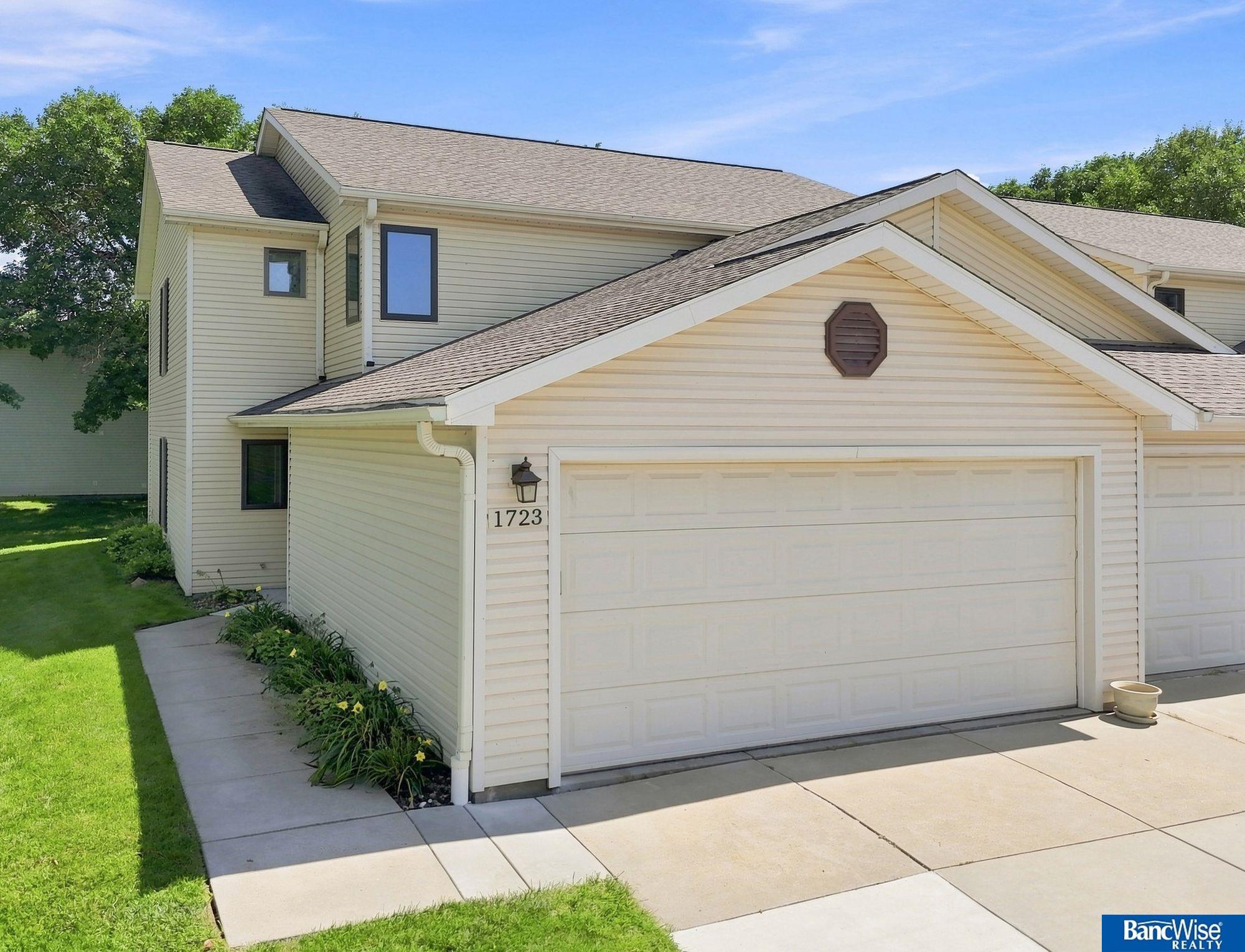 Photo of 1723 Surfside Drive #1 Lincoln NE 68528