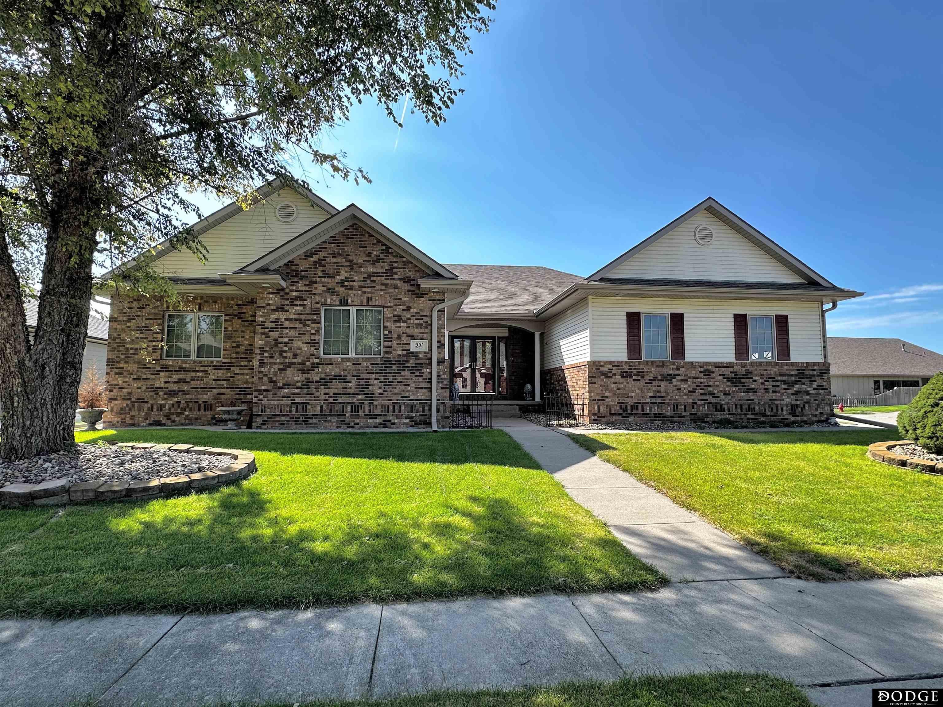 Photo of 951 Abbey Lane Fremont NE 68025