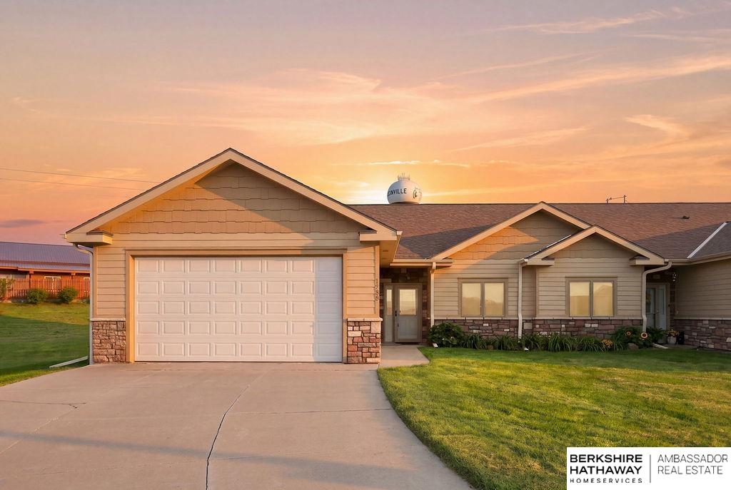 Photo of 1190 Prairie Hill Circle Louisville NE 68037