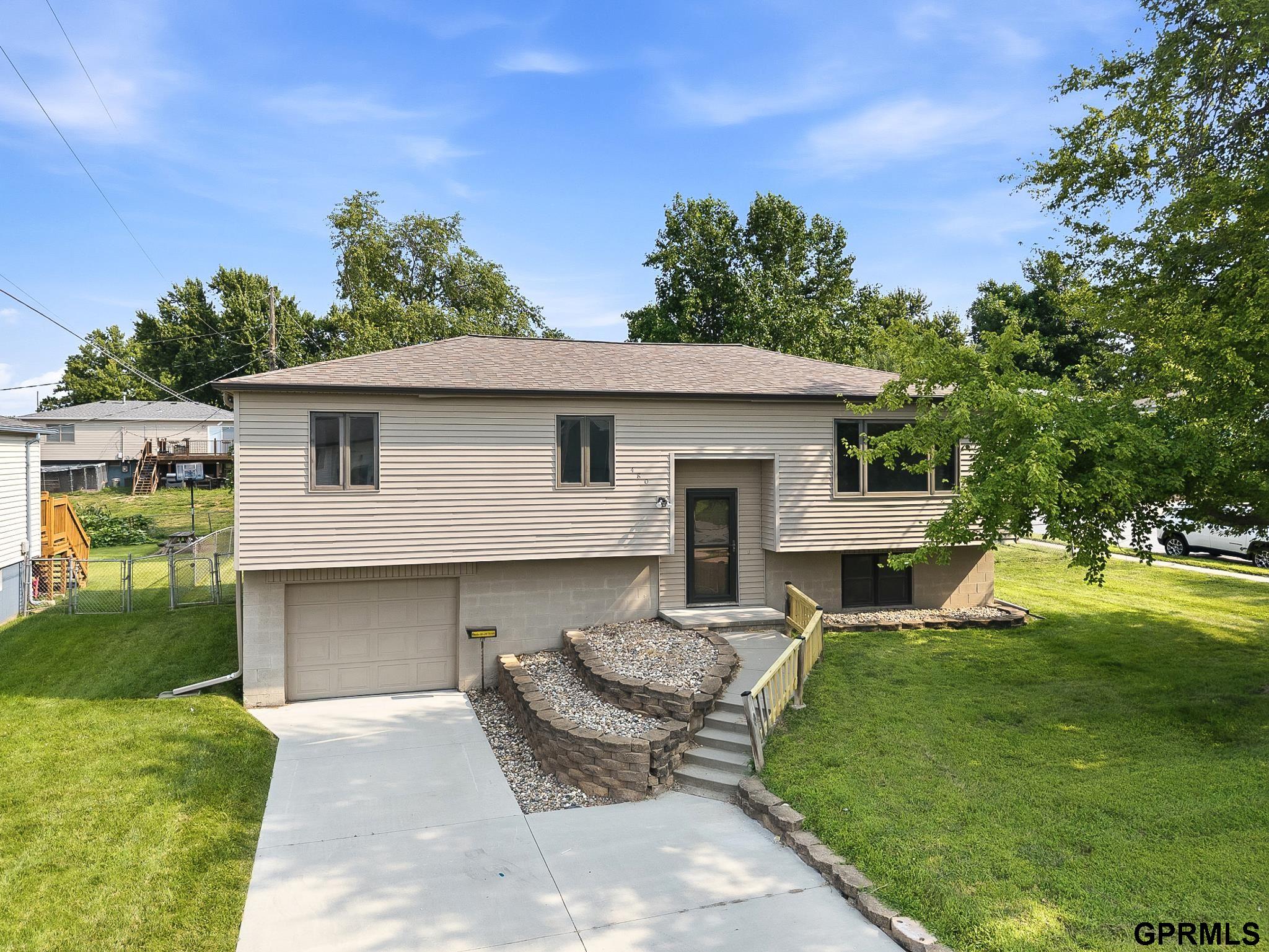 Photo of 480 Valley Drive Springfield NE 68059-4768