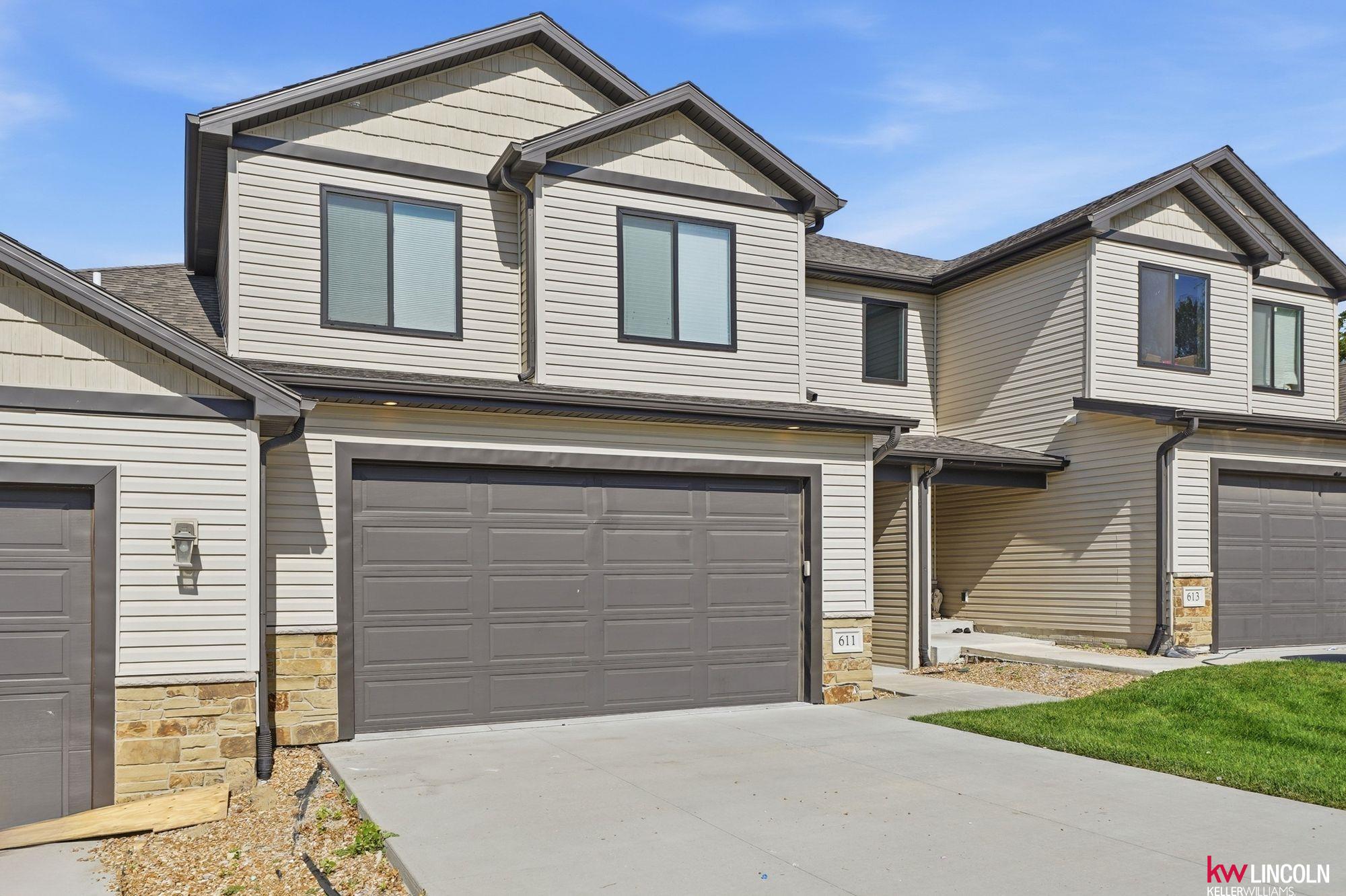 Photo of 611 Garrett Place Hickman NE 68372