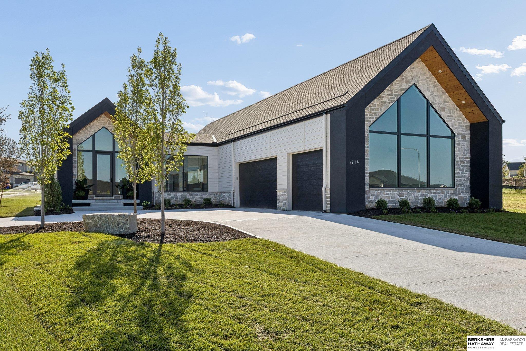 Photo of 3218 S 209th Court Elkhorn NE 68022