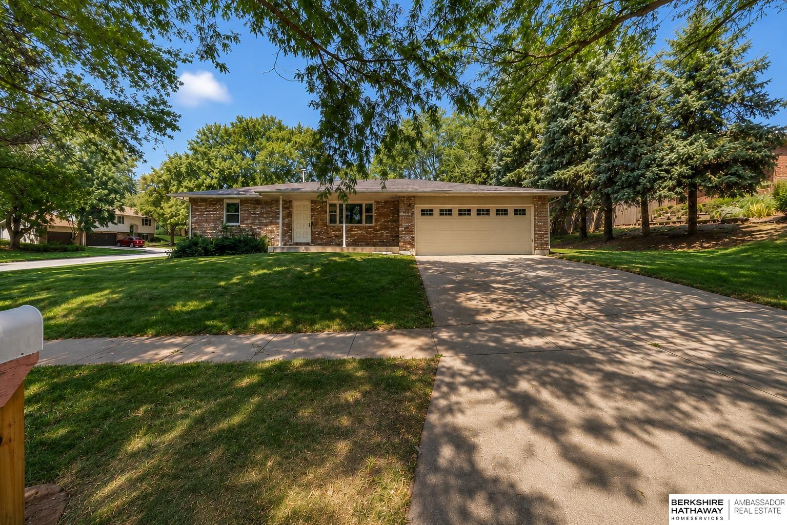 4201 Bel-ridge Drive, Lincoln, Nebraska image 1
