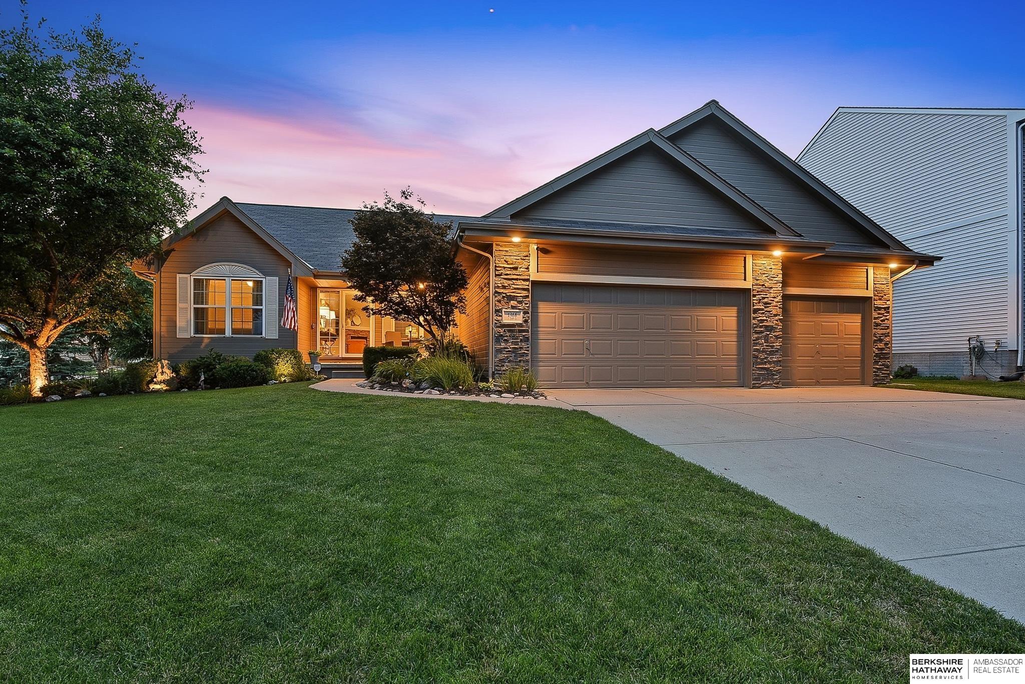 1368 S 196th Street, Omaha, Nebraska image 1